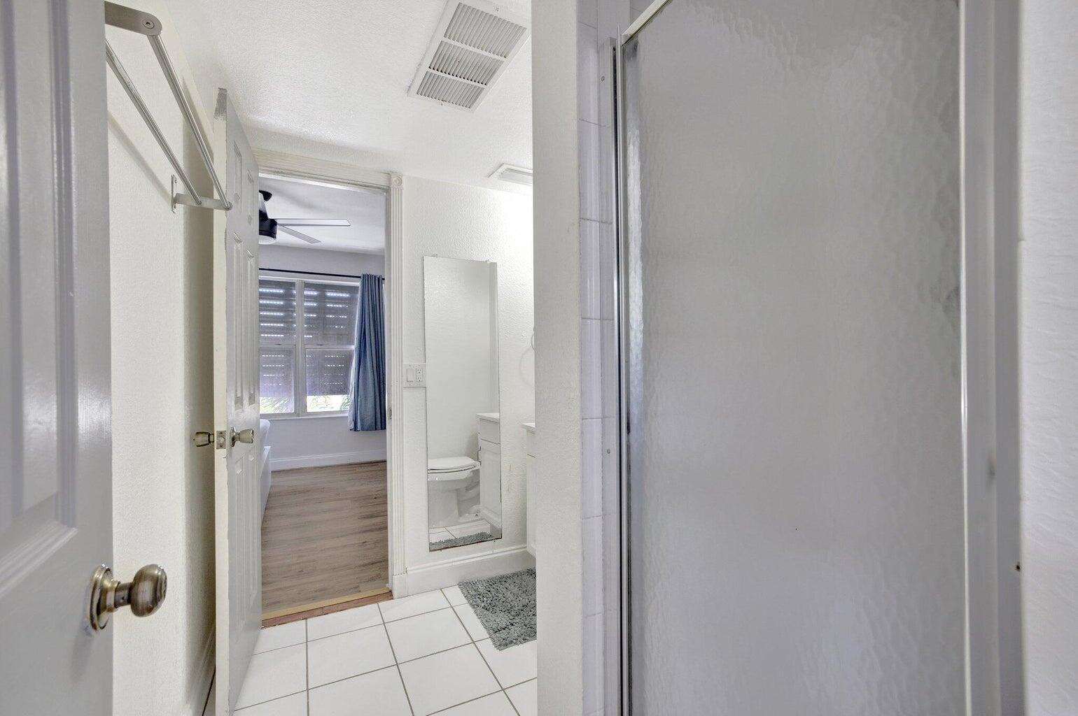 2400 NE 33rd Avenue 211