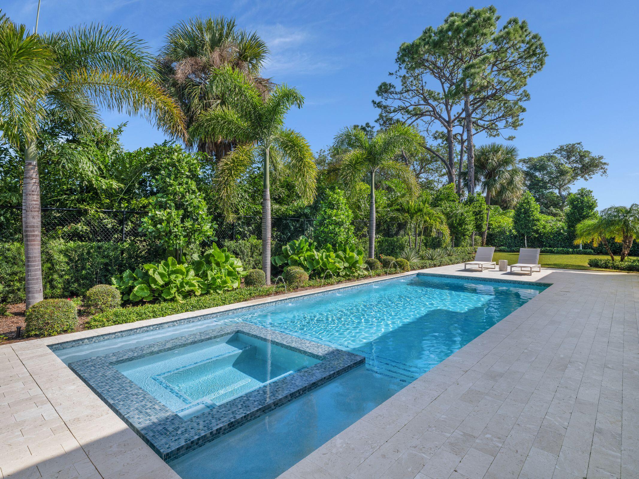 2913 Bluewater Cove