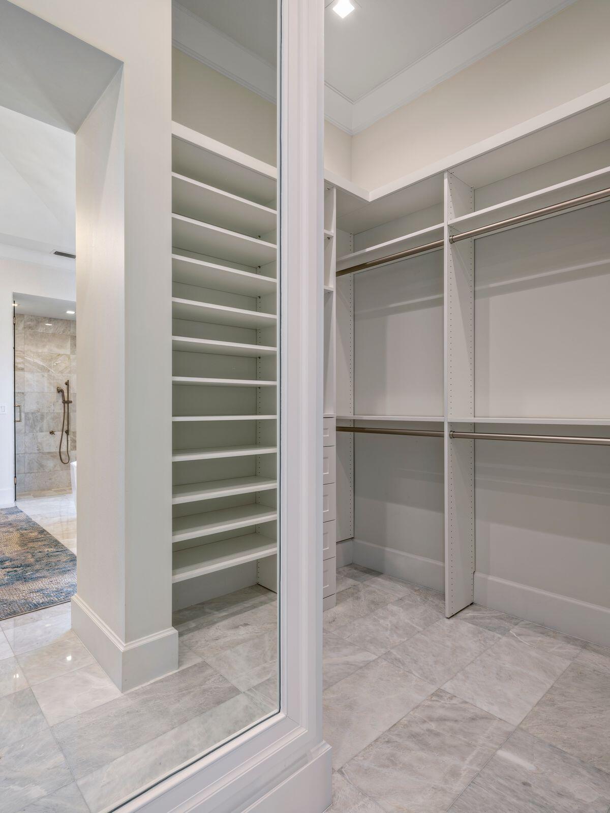 2913 Bluewater Cove