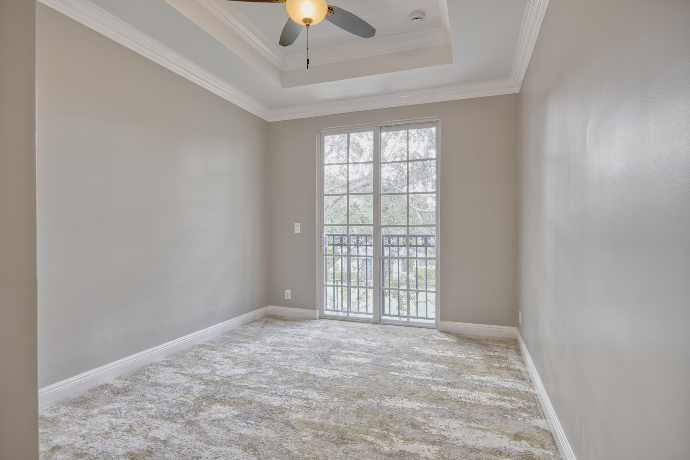 1030 W Heritage Club Circle