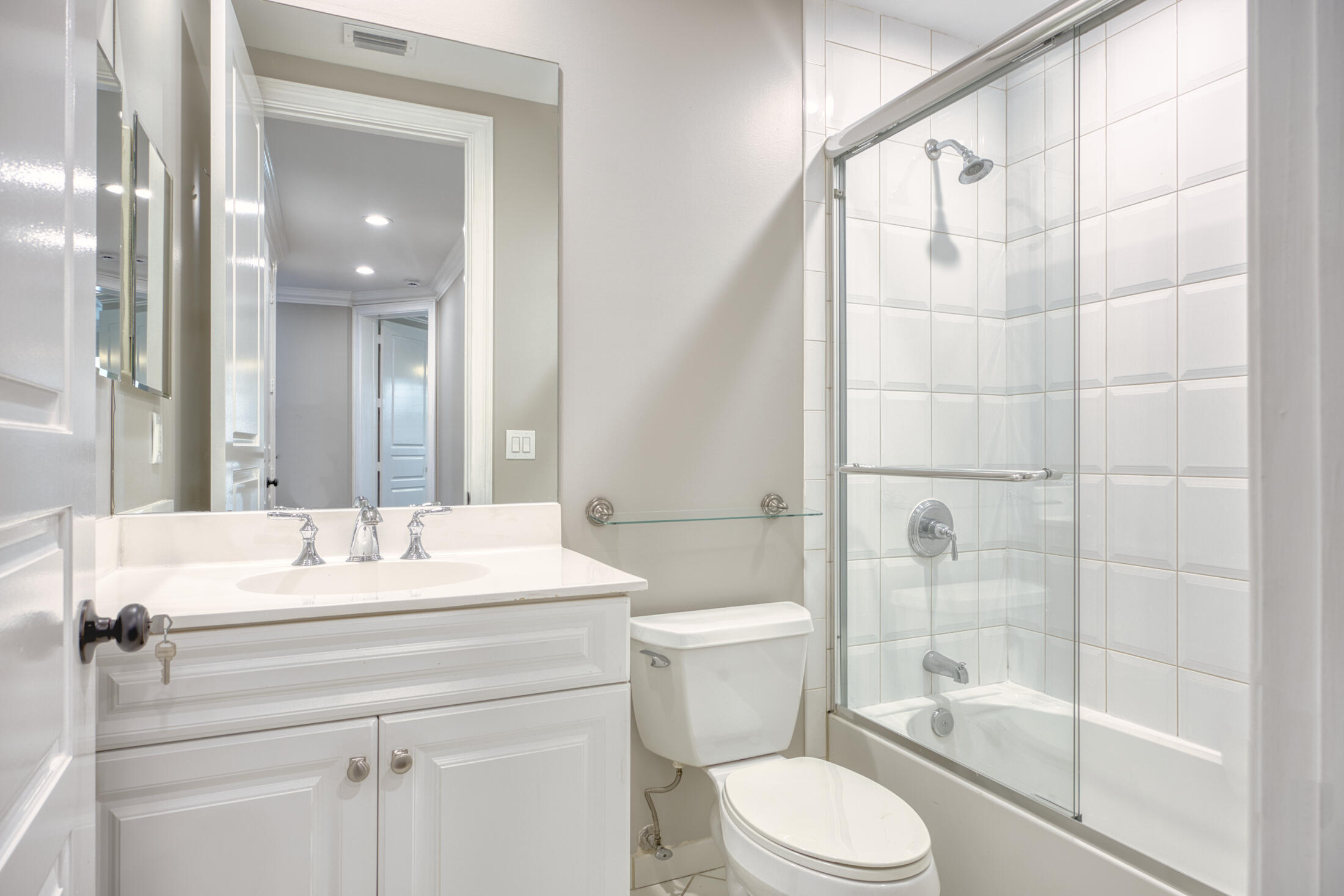 1030 W Heritage Club Circle