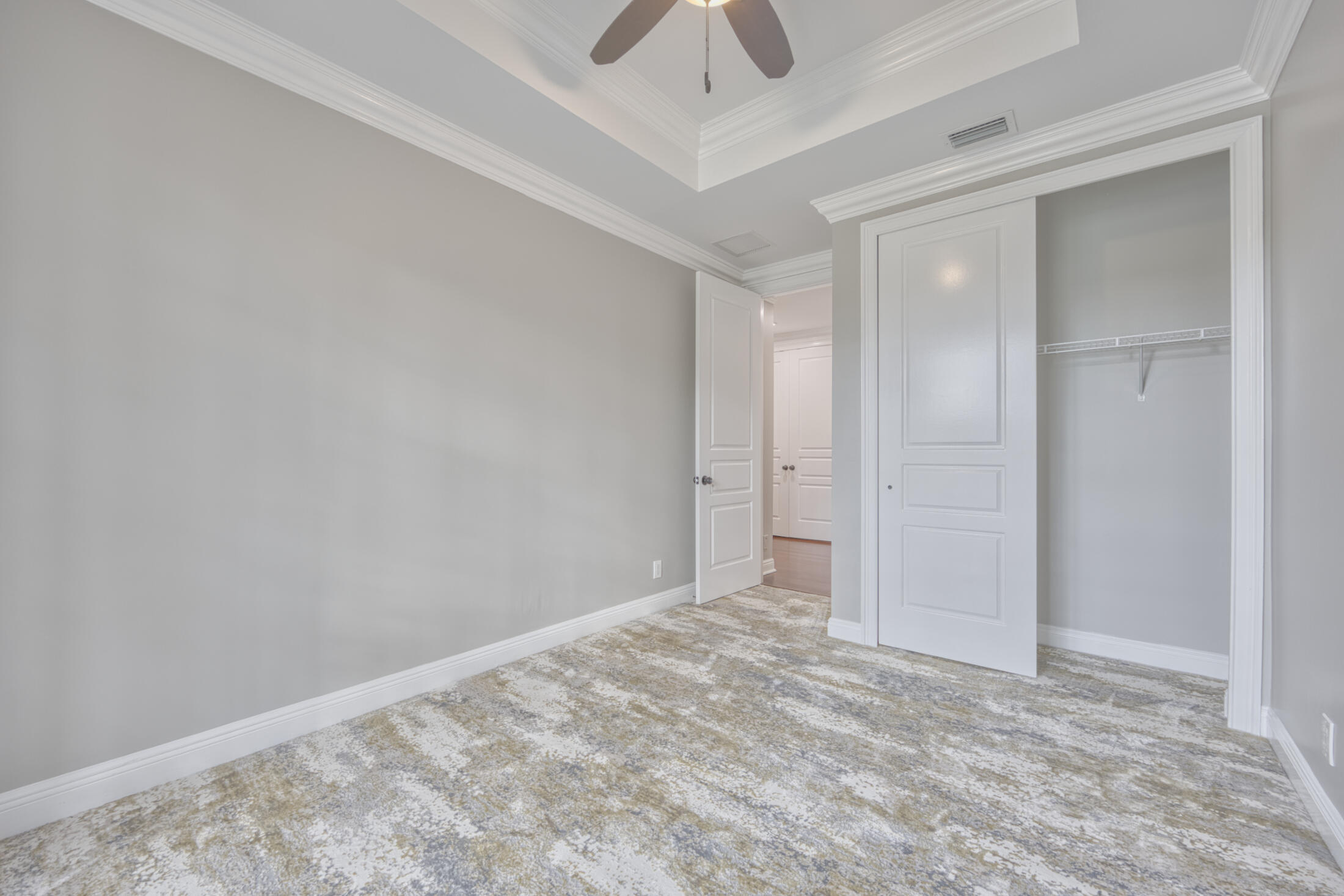 1030 W Heritage Club Circle