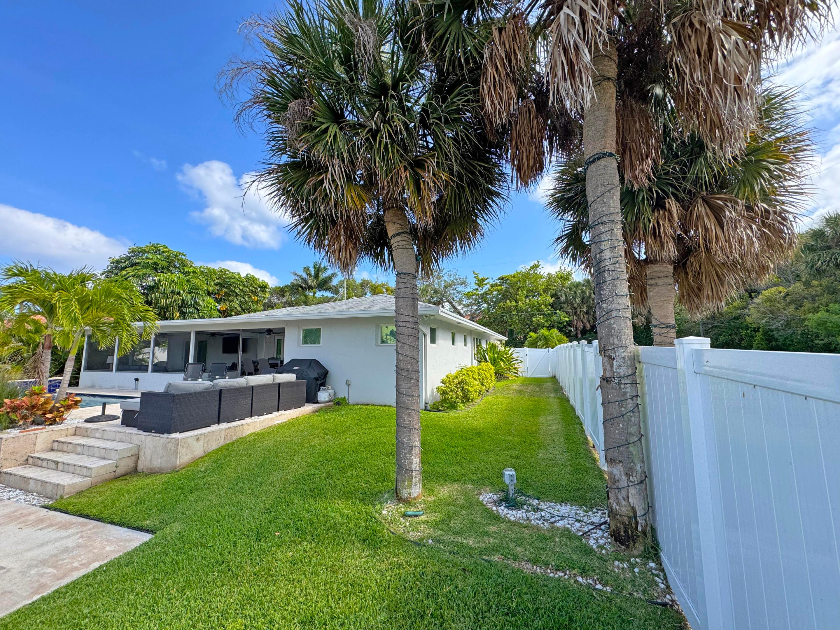 106 Periwinkle Drive