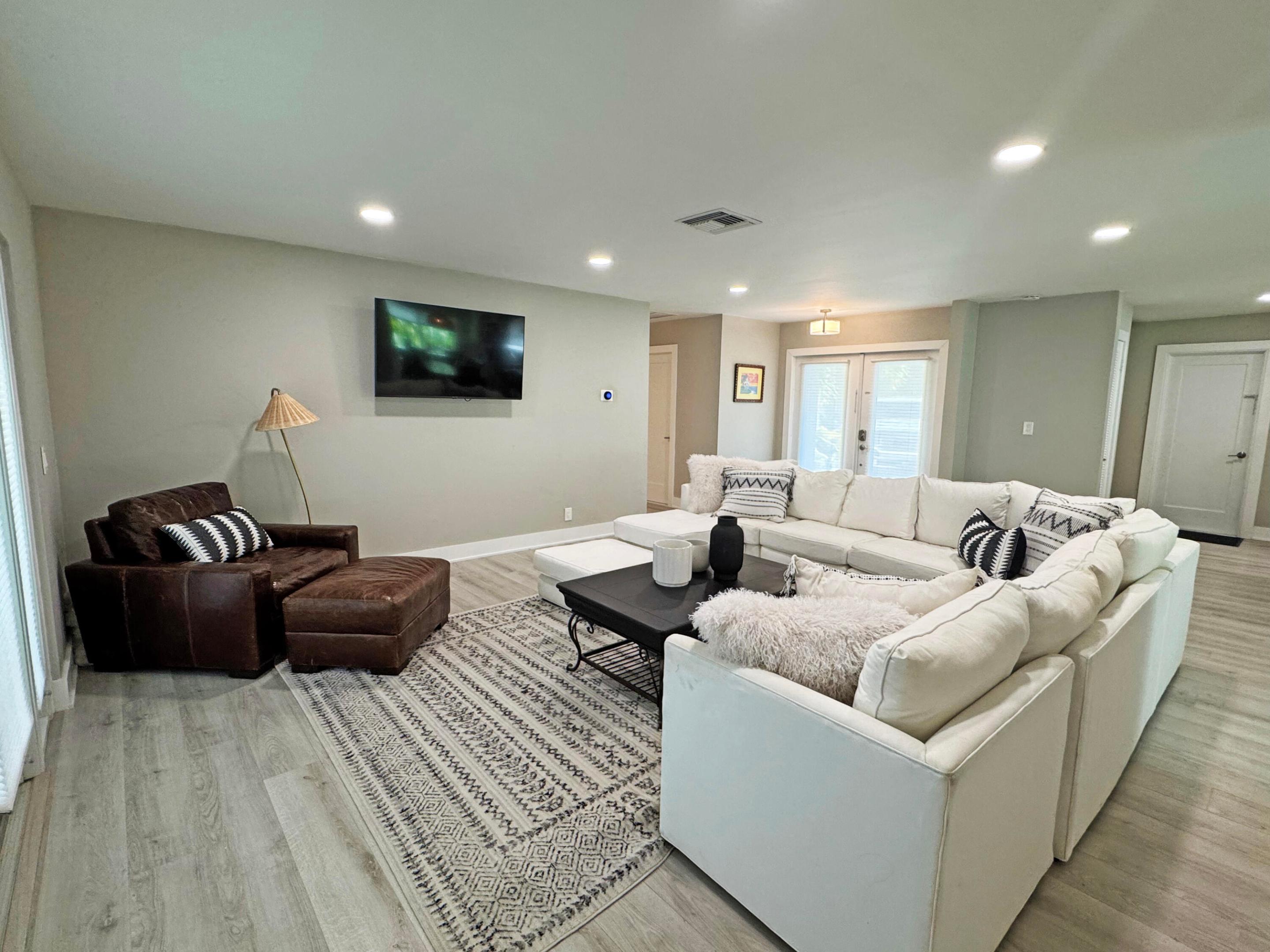 106 Periwinkle Drive