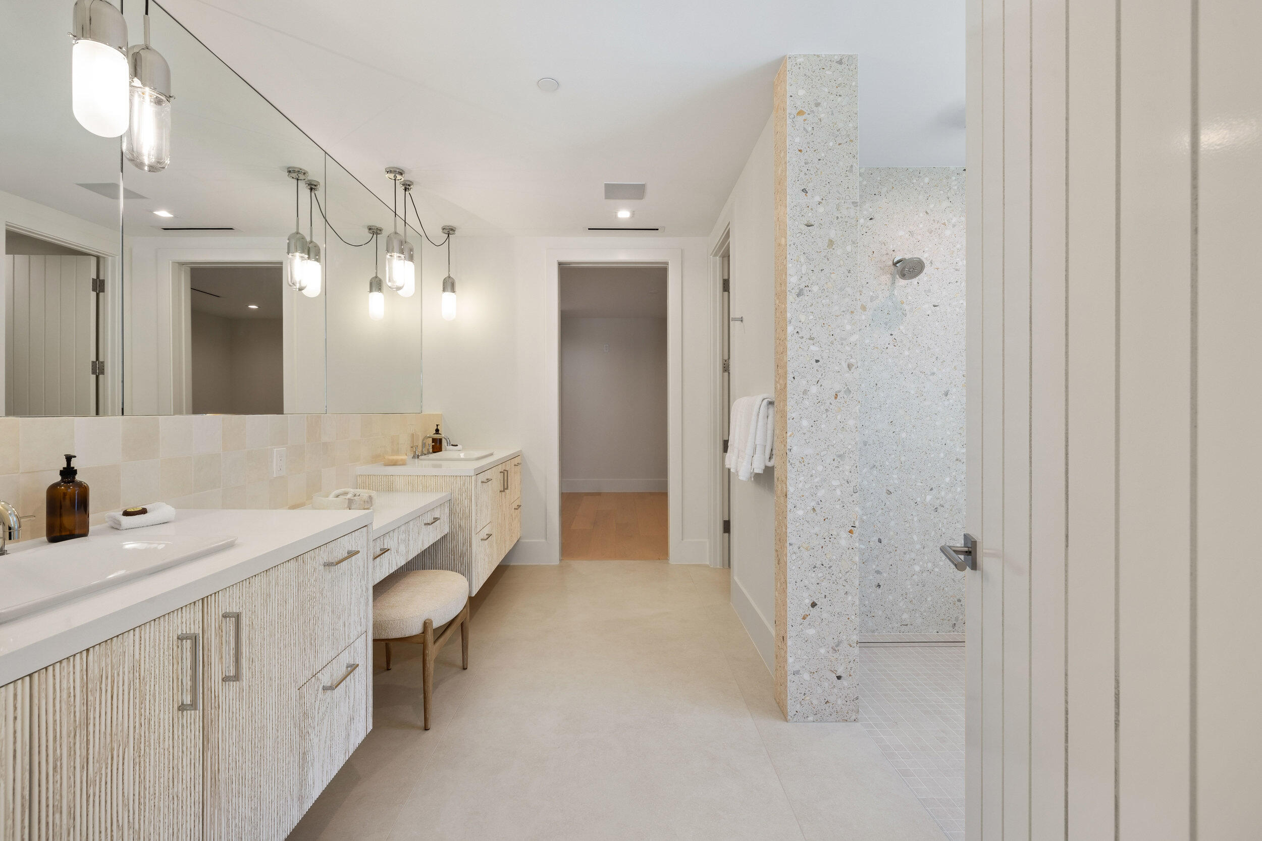 816 Palm Trail