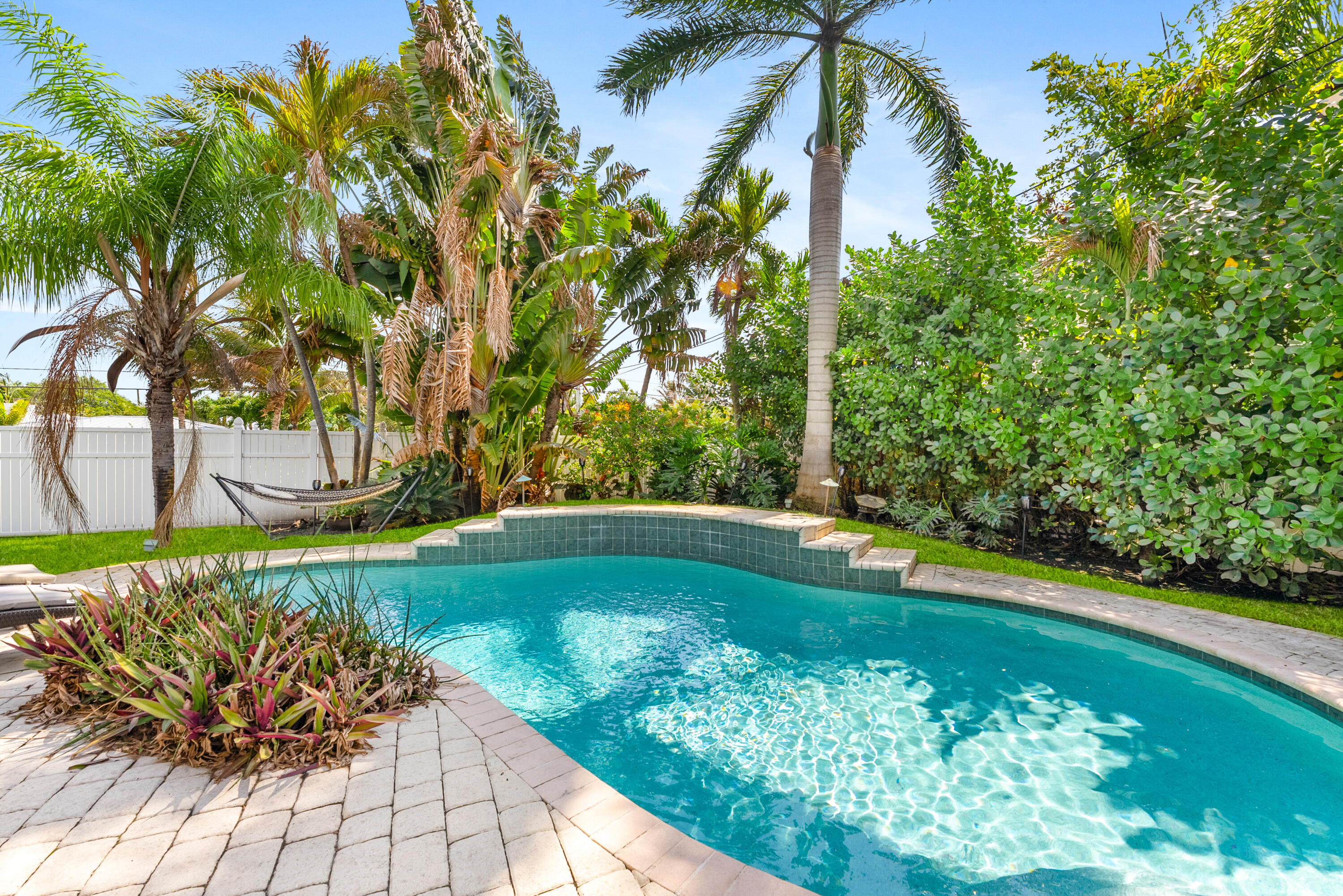 124 Bonnie Briar Lane