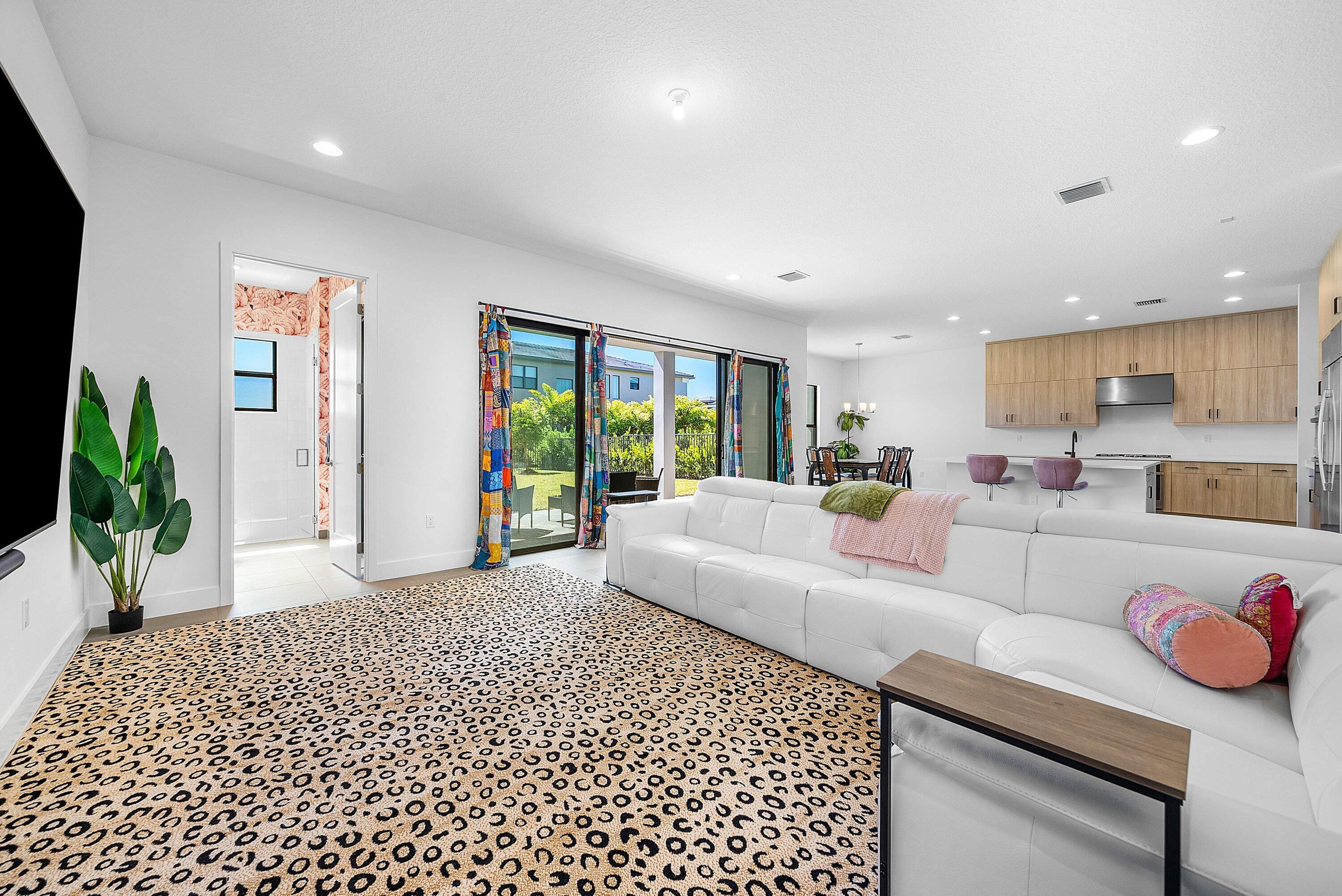 8260 Royal County Down Road