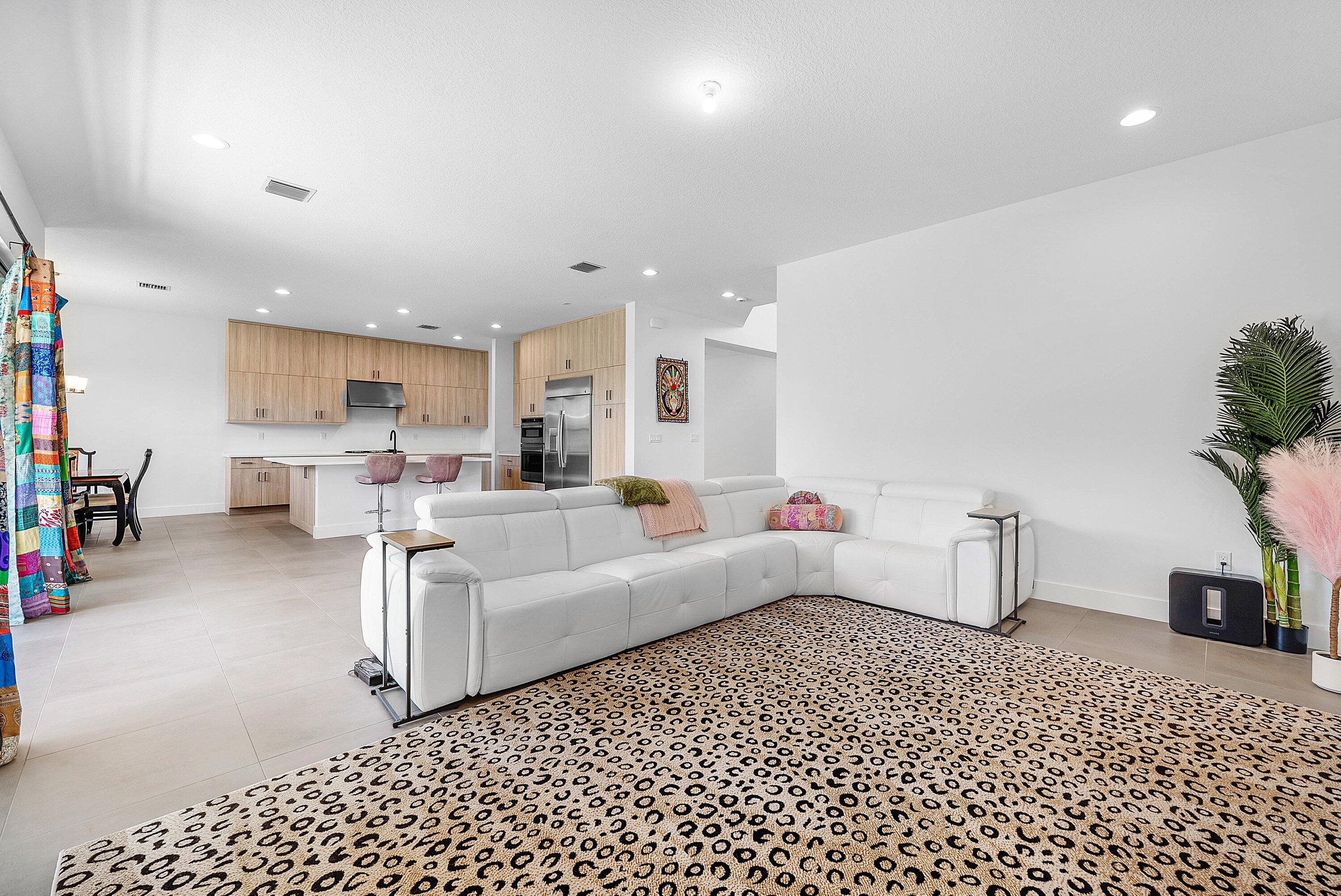 8260 Royal County Down Road