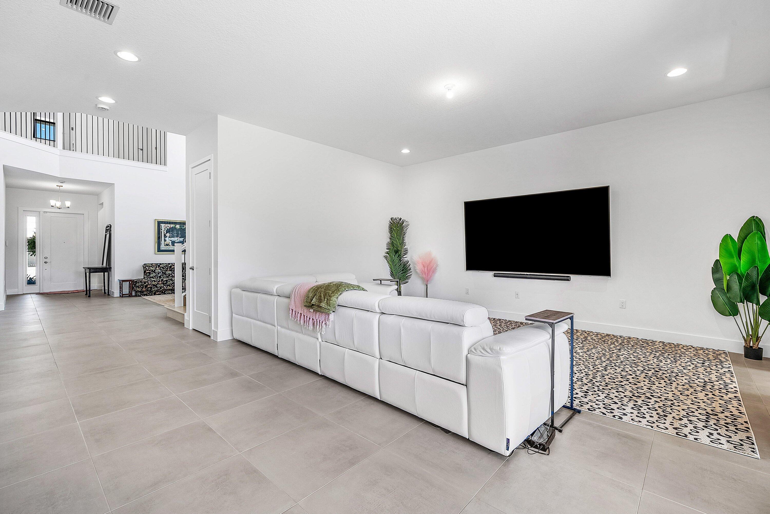 8260 Royal County Down Road