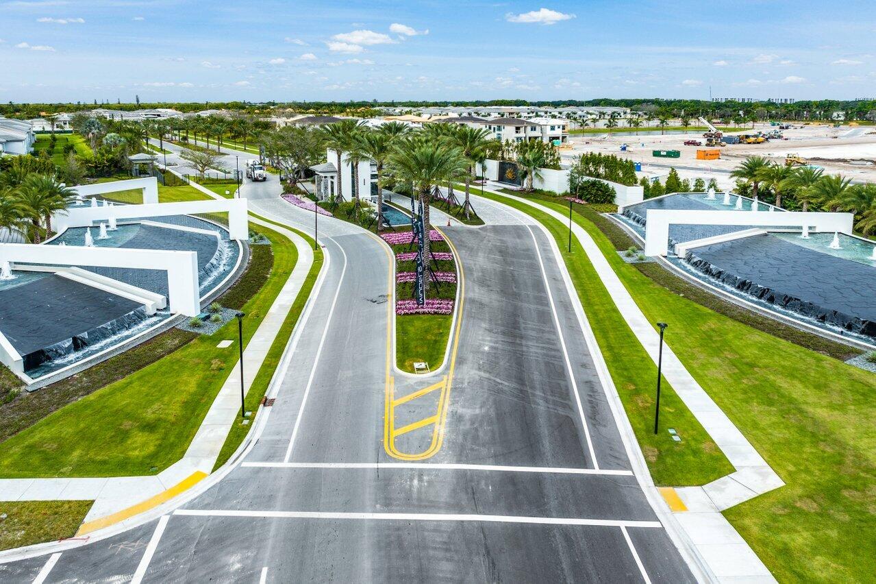 8260 Royal County Down Road