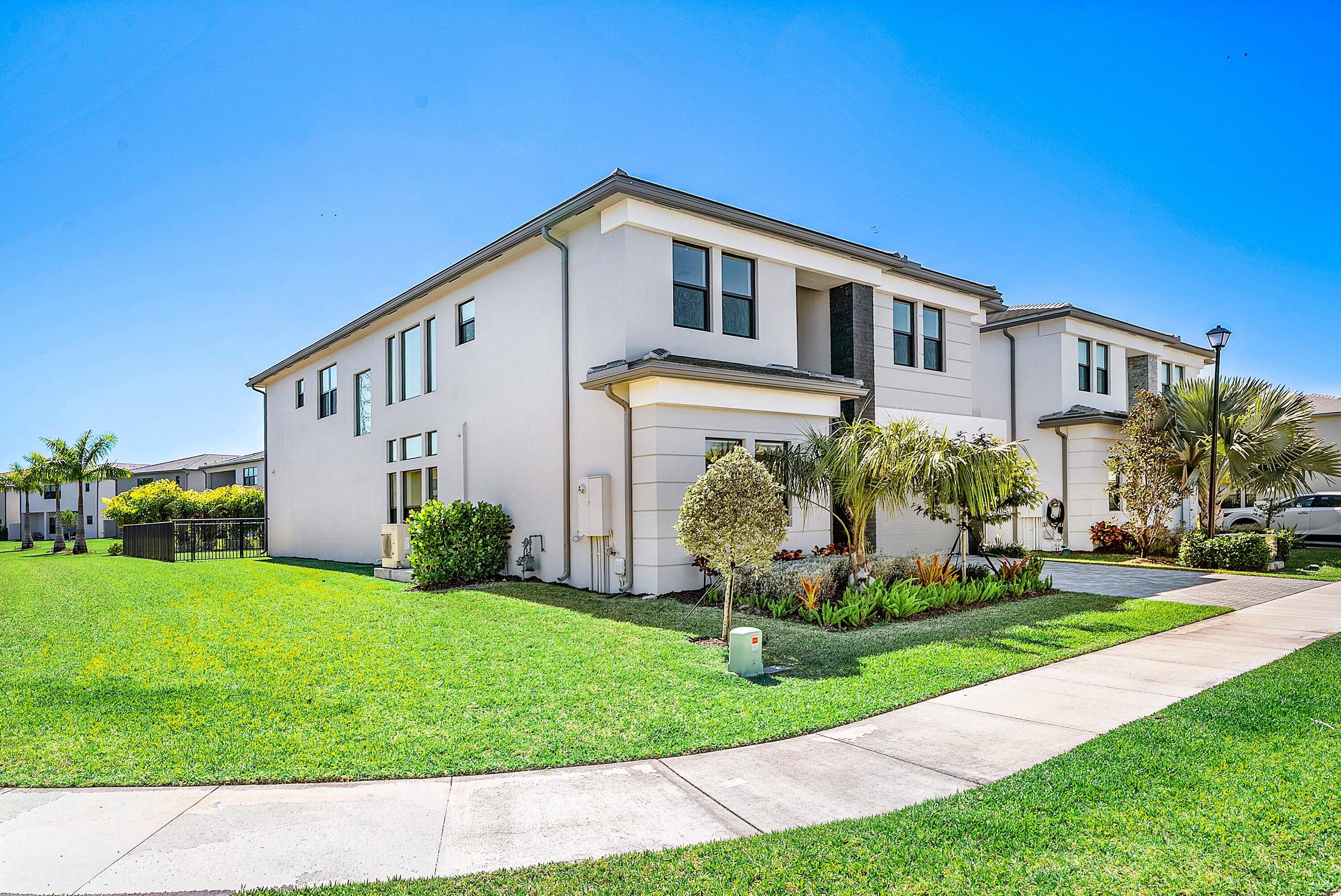 8260 Royal County Down Road