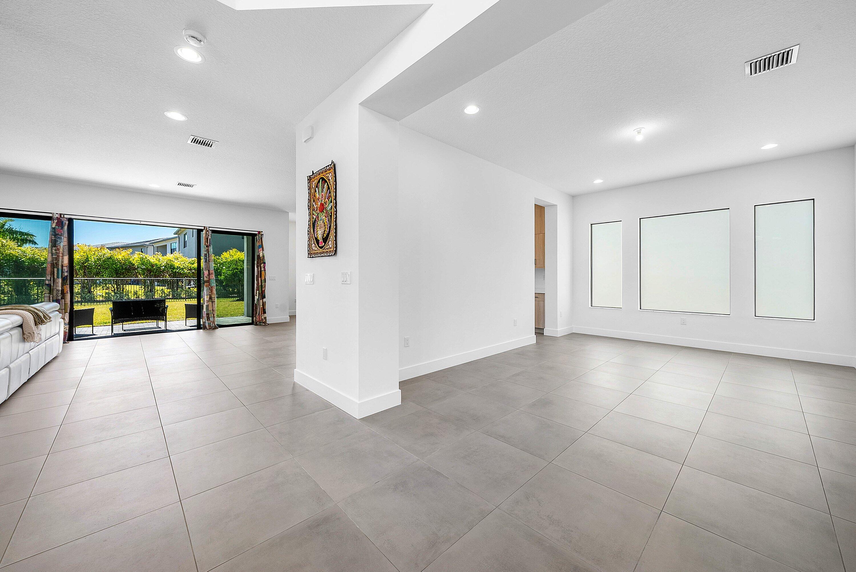 8260 Royal County Down Road