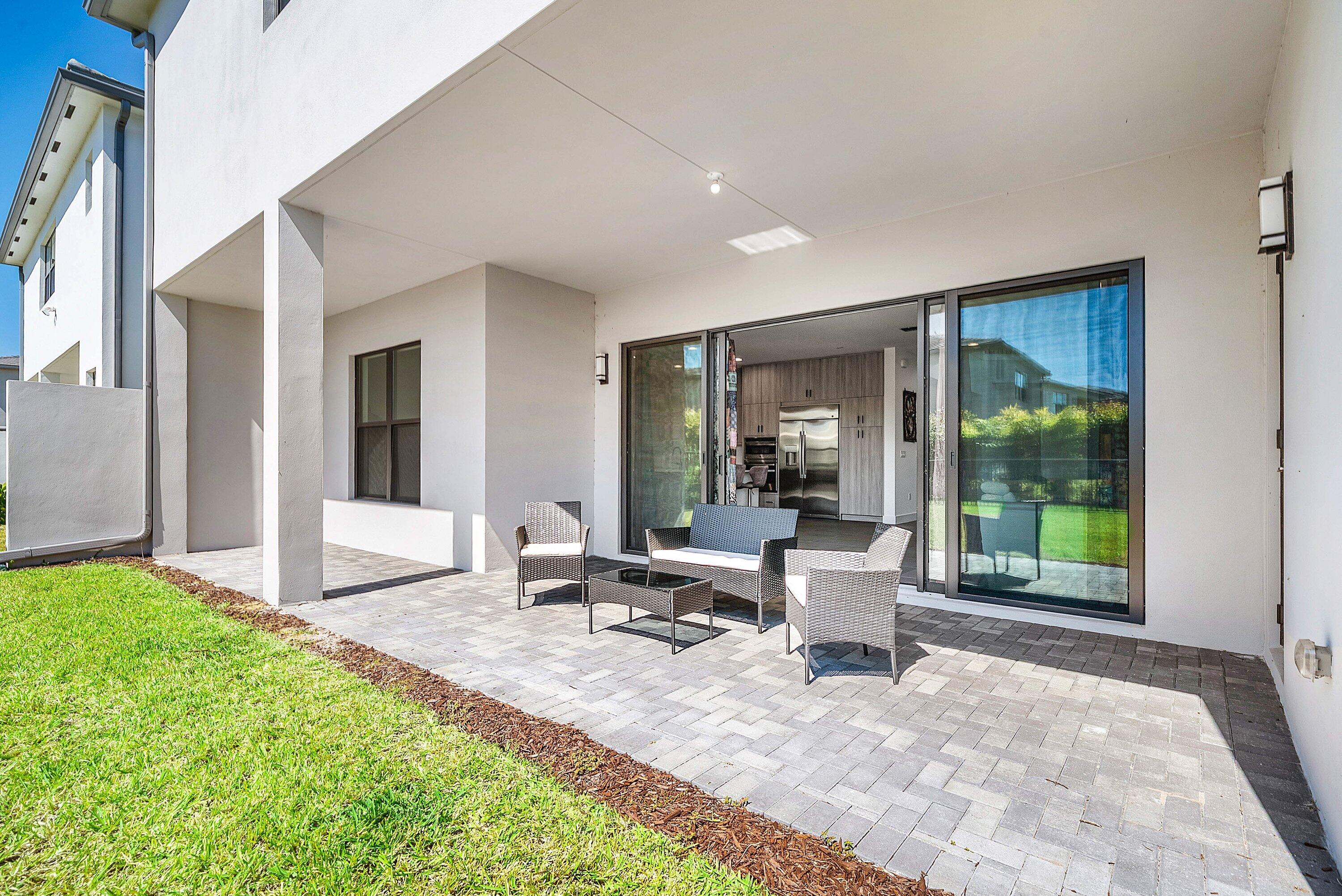 8260 Royal County Down Road