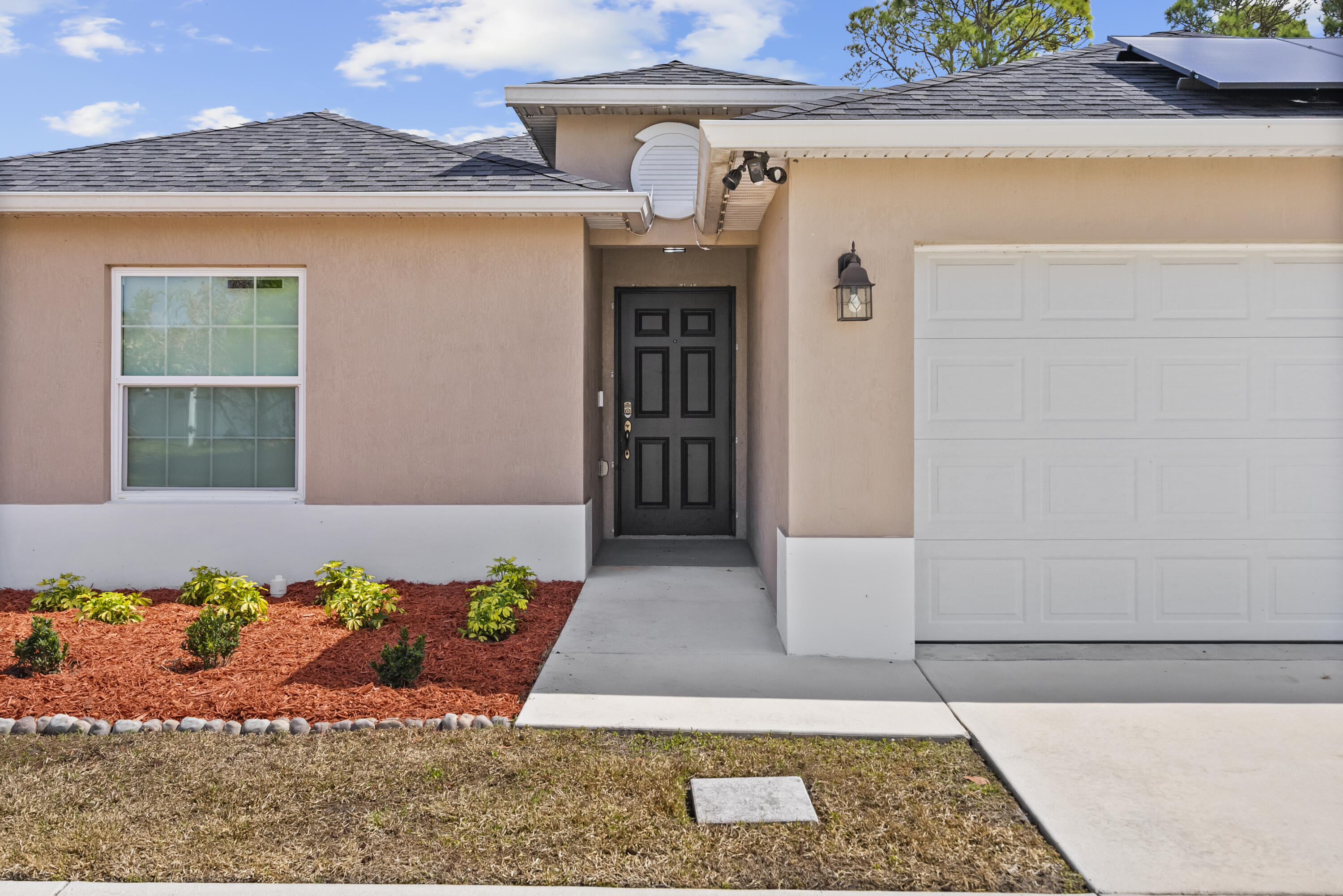 1741 SE Sandia Drive, Port St. Lucie