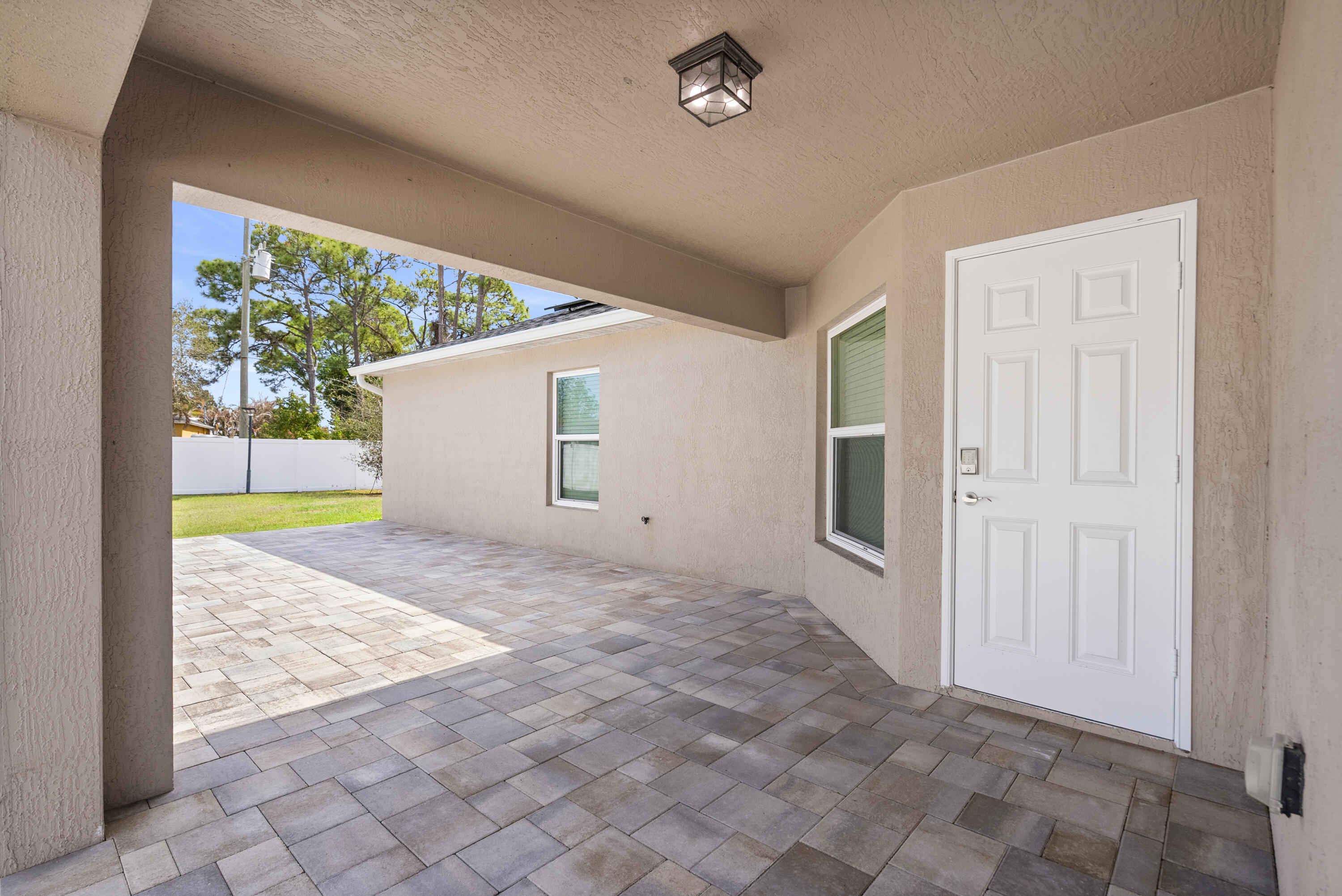 1741 SE Sandia Drive, Port St. Lucie