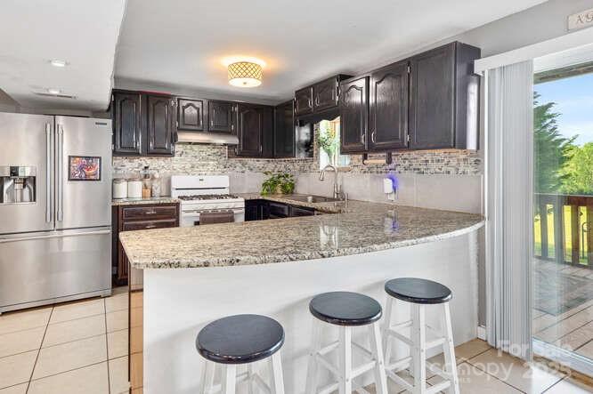 67 Twin Elm Knoll