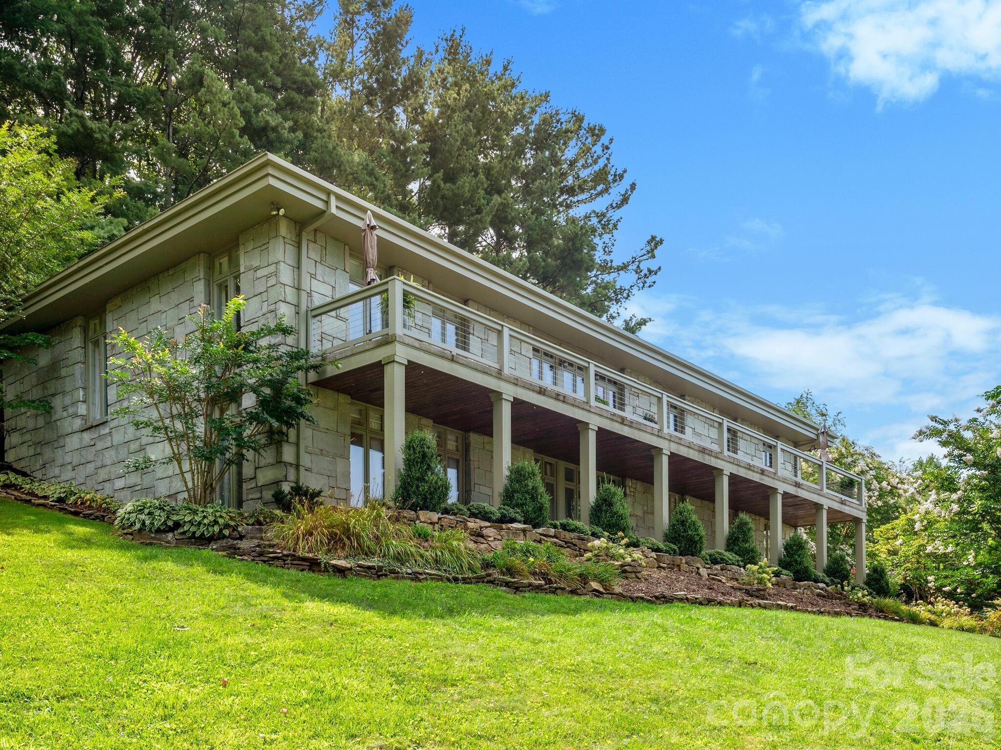 65 Crestwood Road
