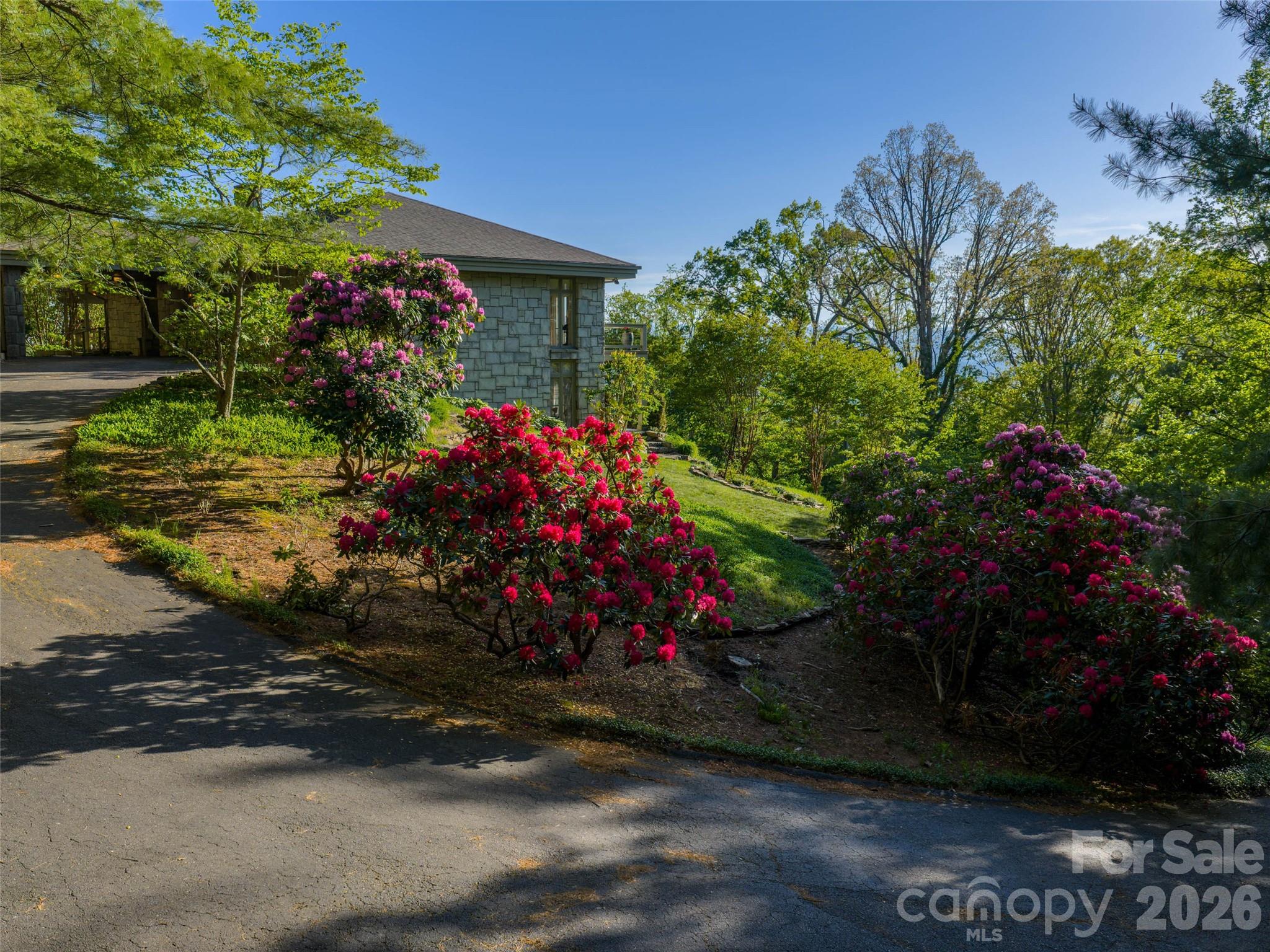 65 Crestwood Road