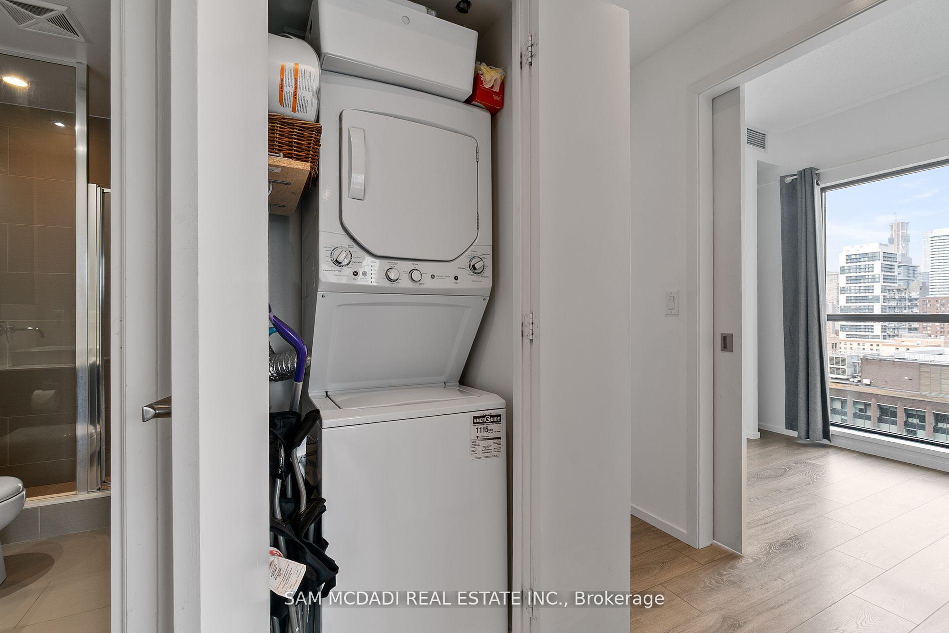 159 Dundas Street E 1906, Toronto C08 Unit: 1906