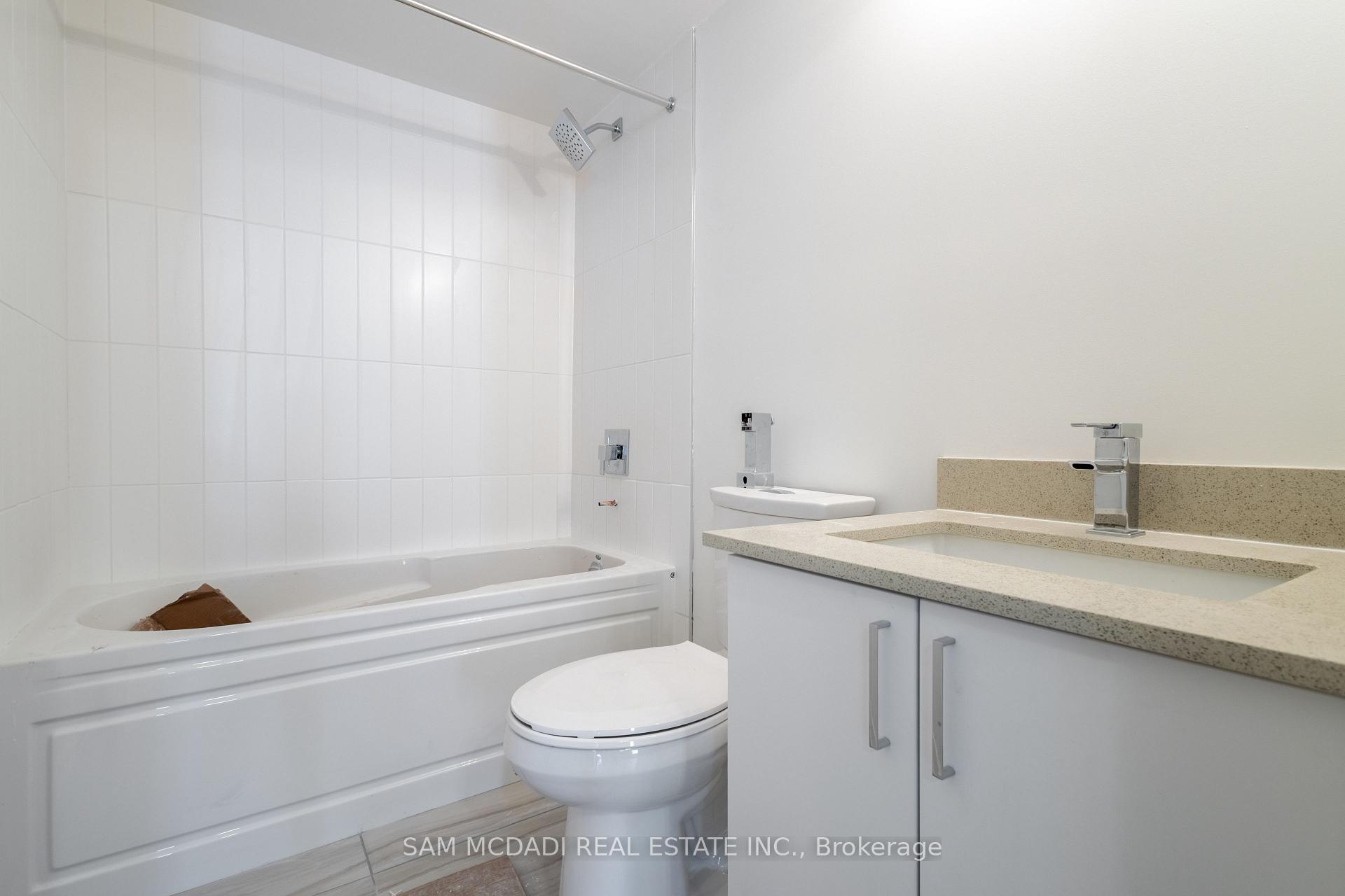 1680 Victoria Park Avenue 114