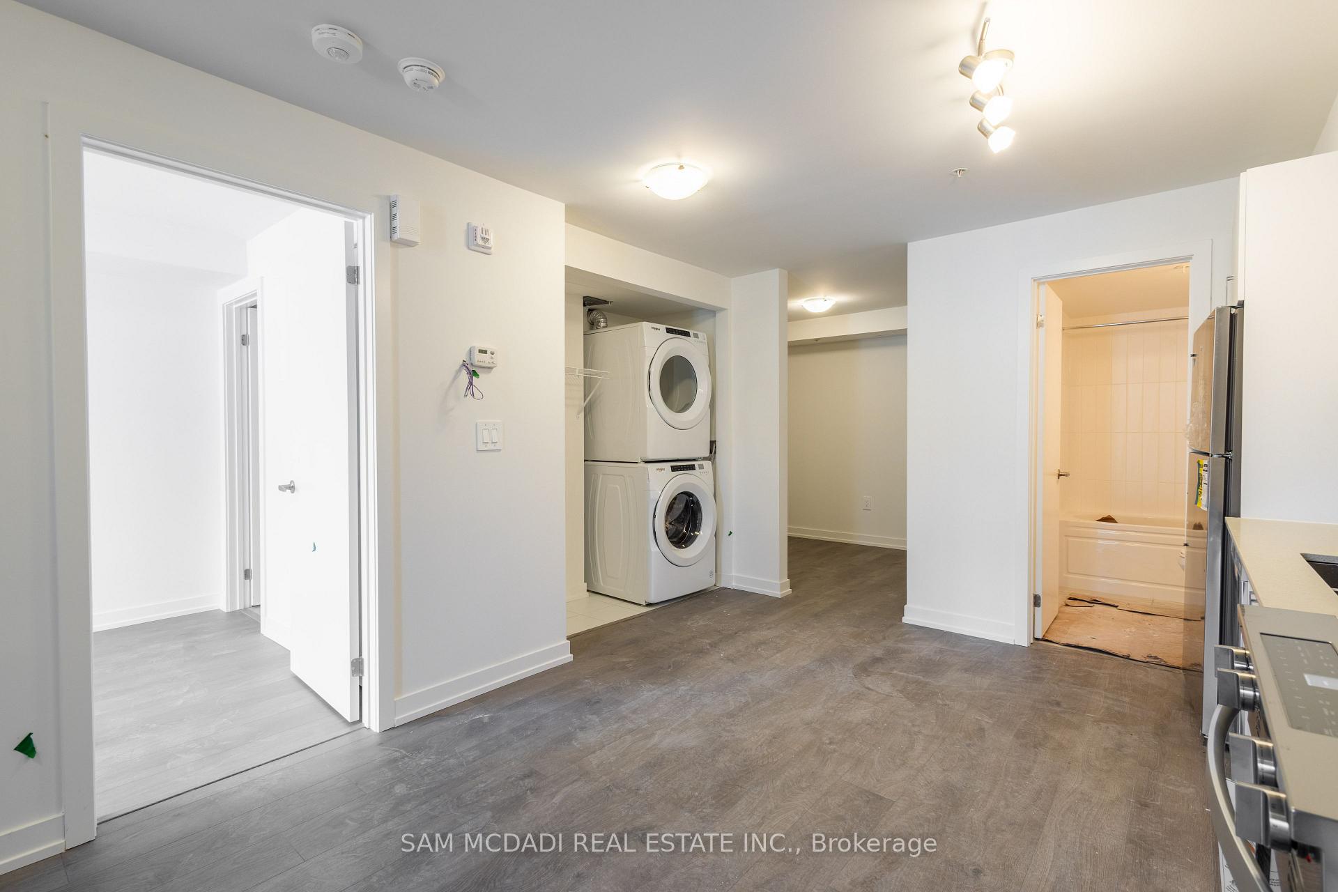 1680 Victoria Park Avenue 114