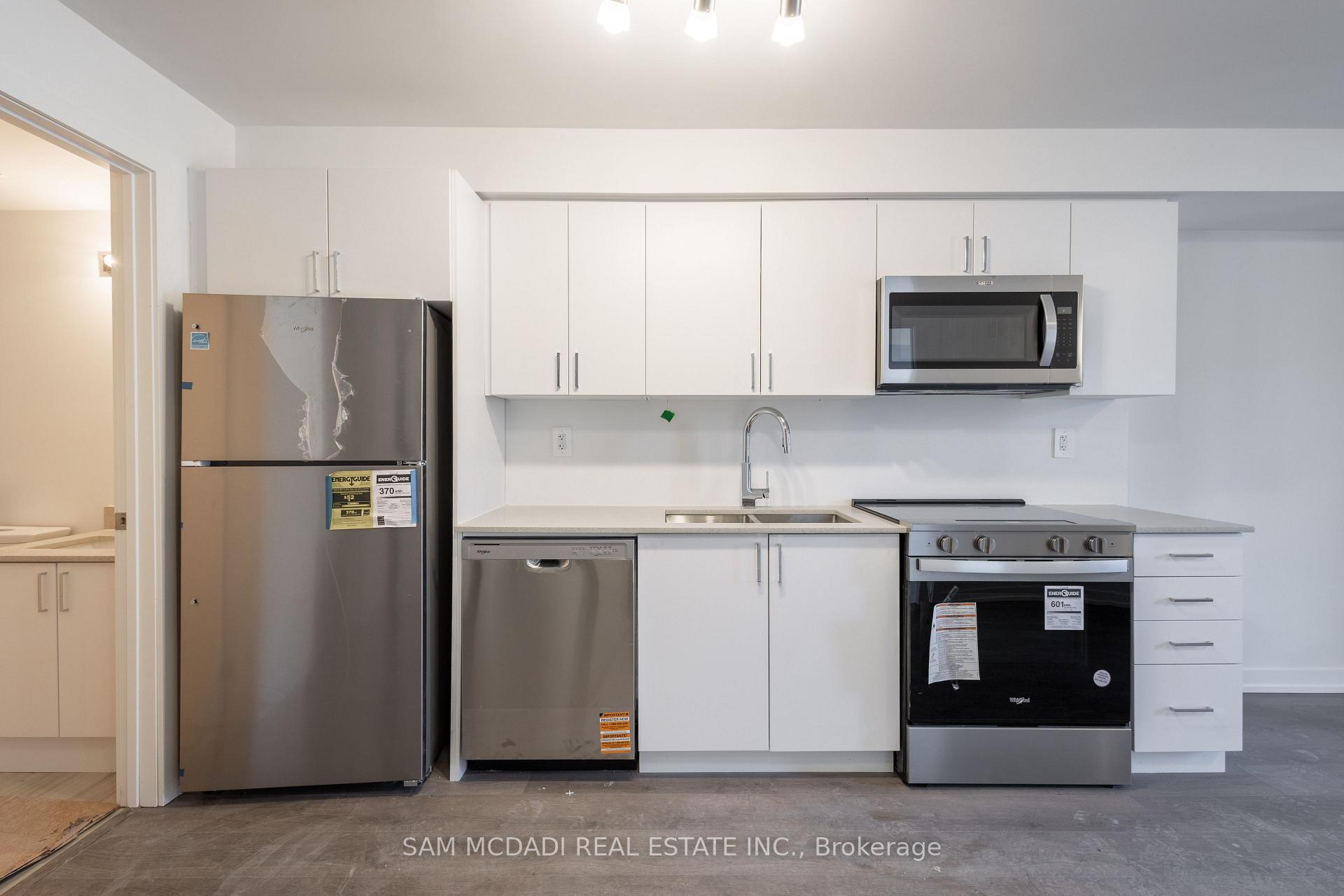 1680 Victoria Park Avenue 114