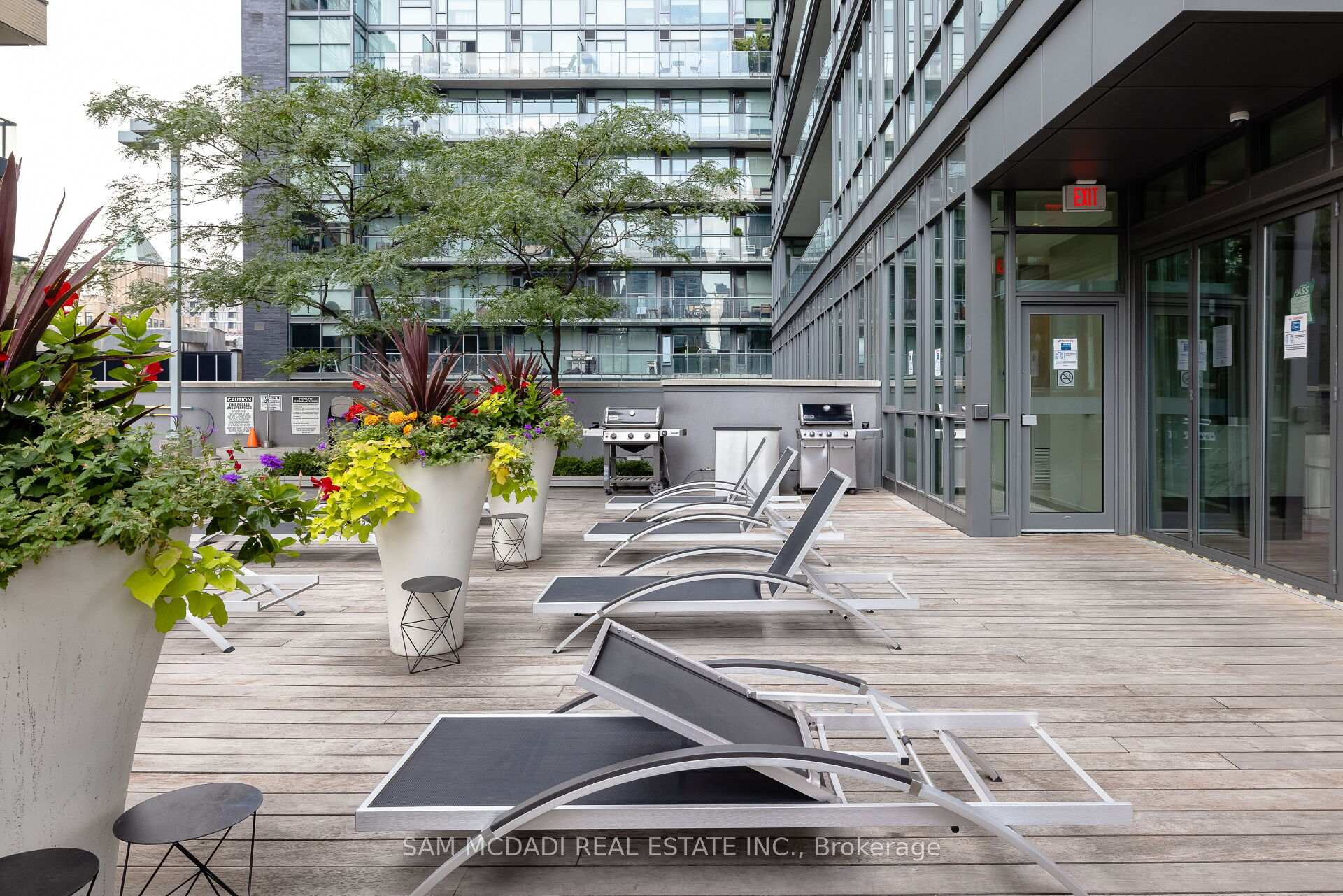 8 Charlotte Street 1108