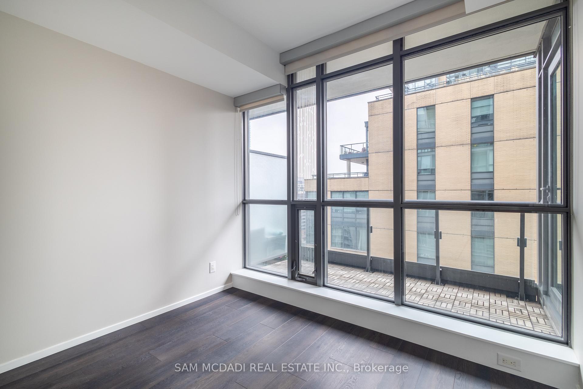 8 Charlotte Street 1108