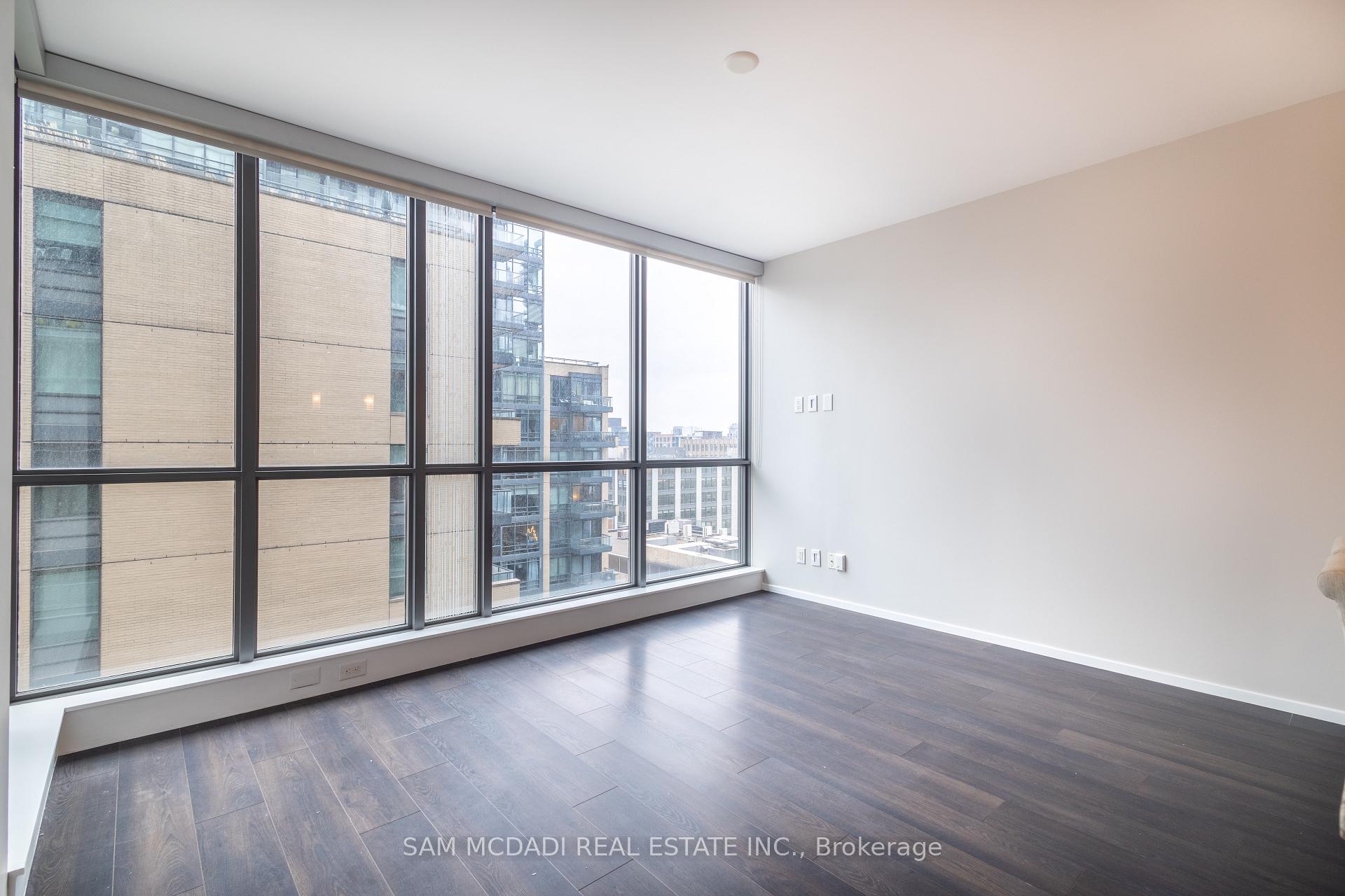 8 Charlotte Street 1108