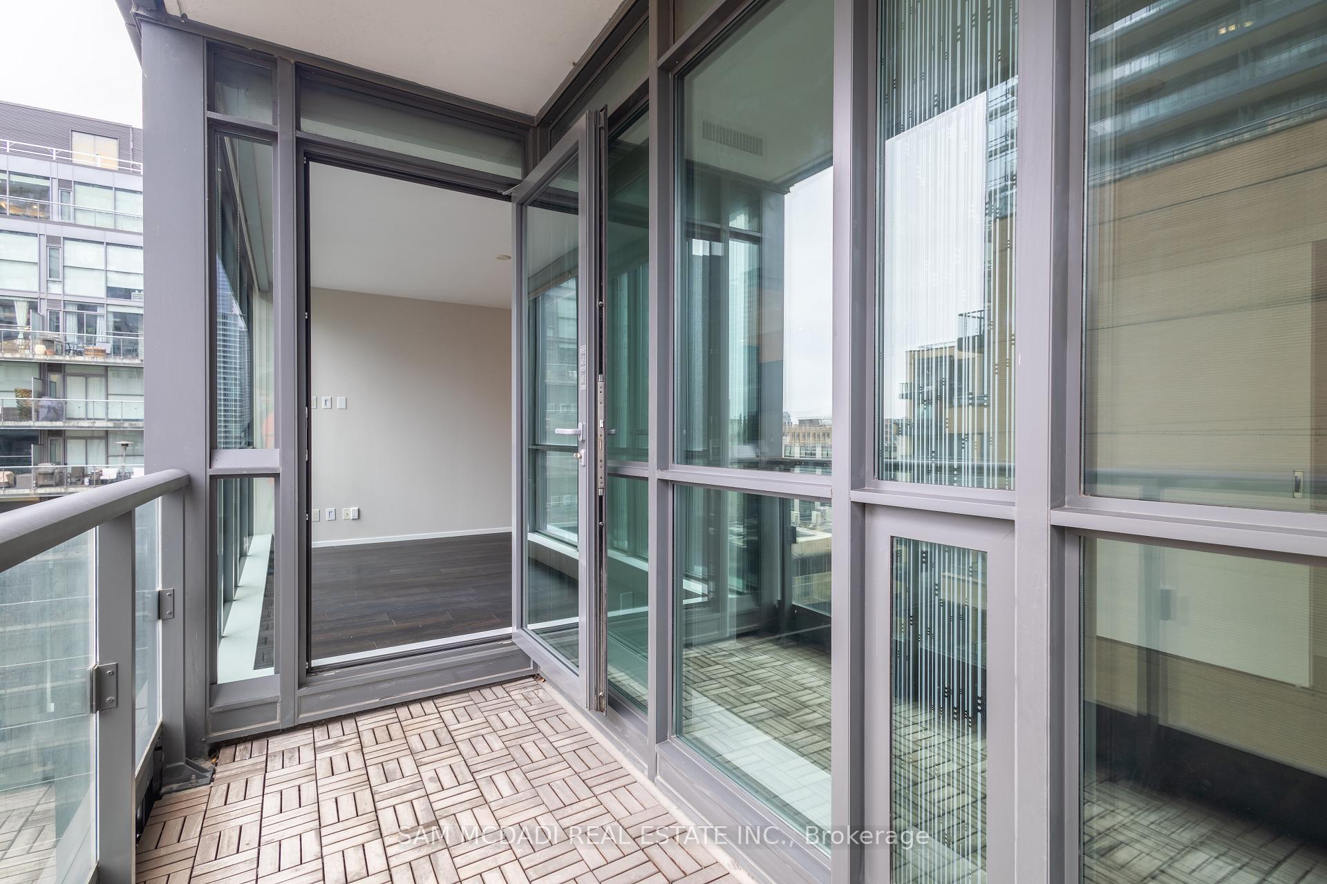 8 Charlotte Street 1108