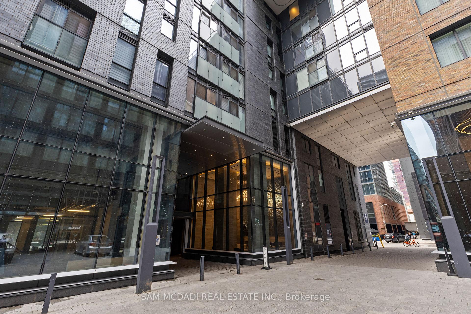 115 Blue Jays Way 310