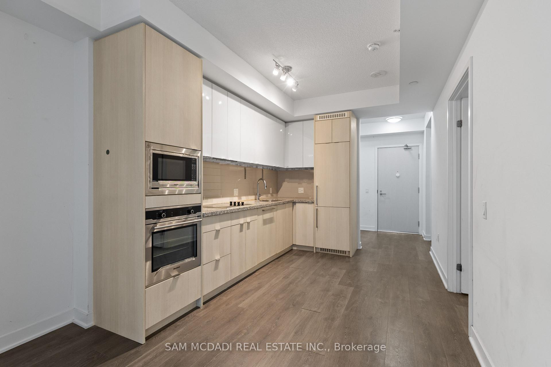 115 Blue Jays Way 310