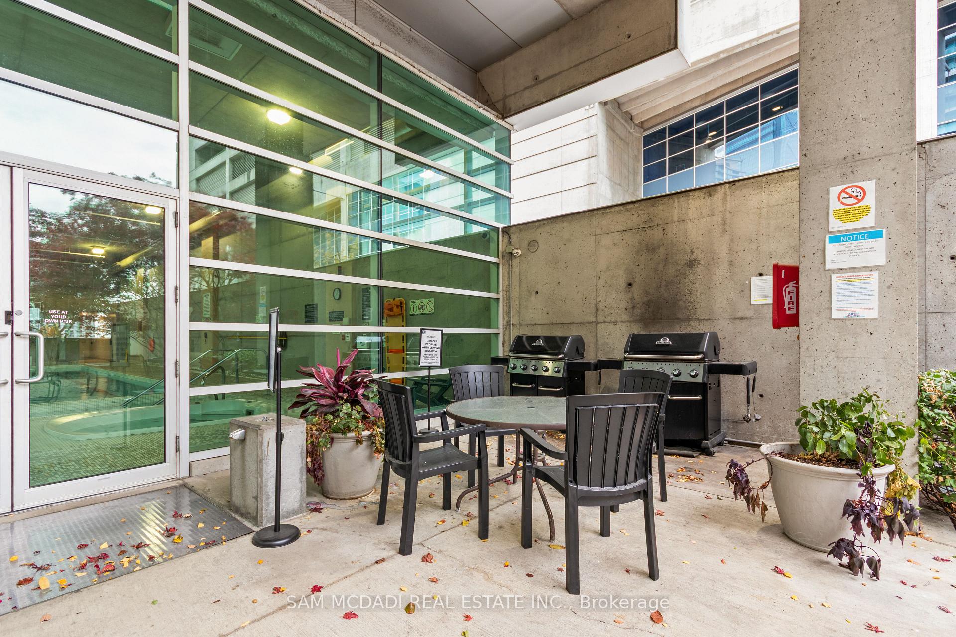 81 Navy Wharf Court 1006