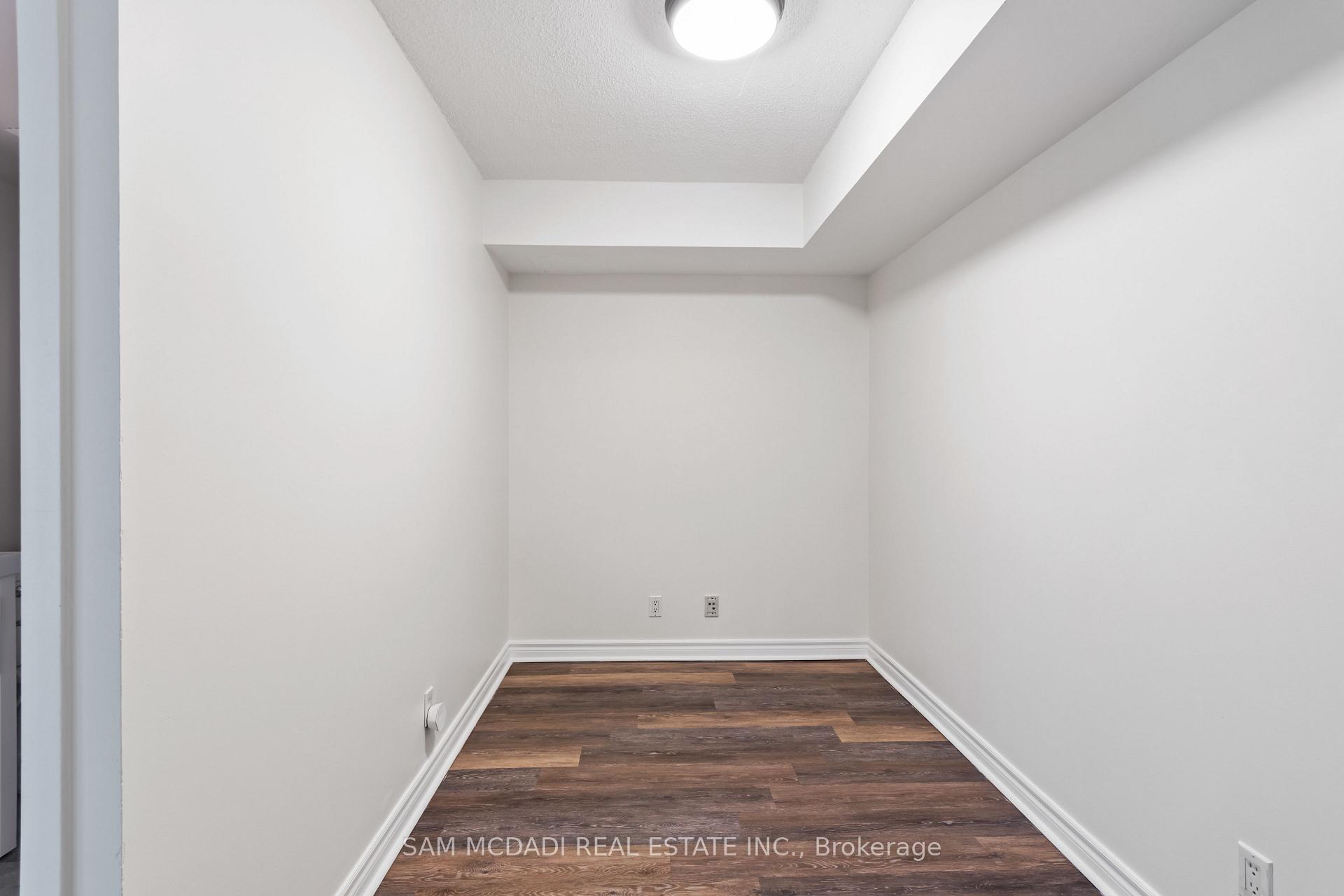 81 Navy Wharf Court 1006