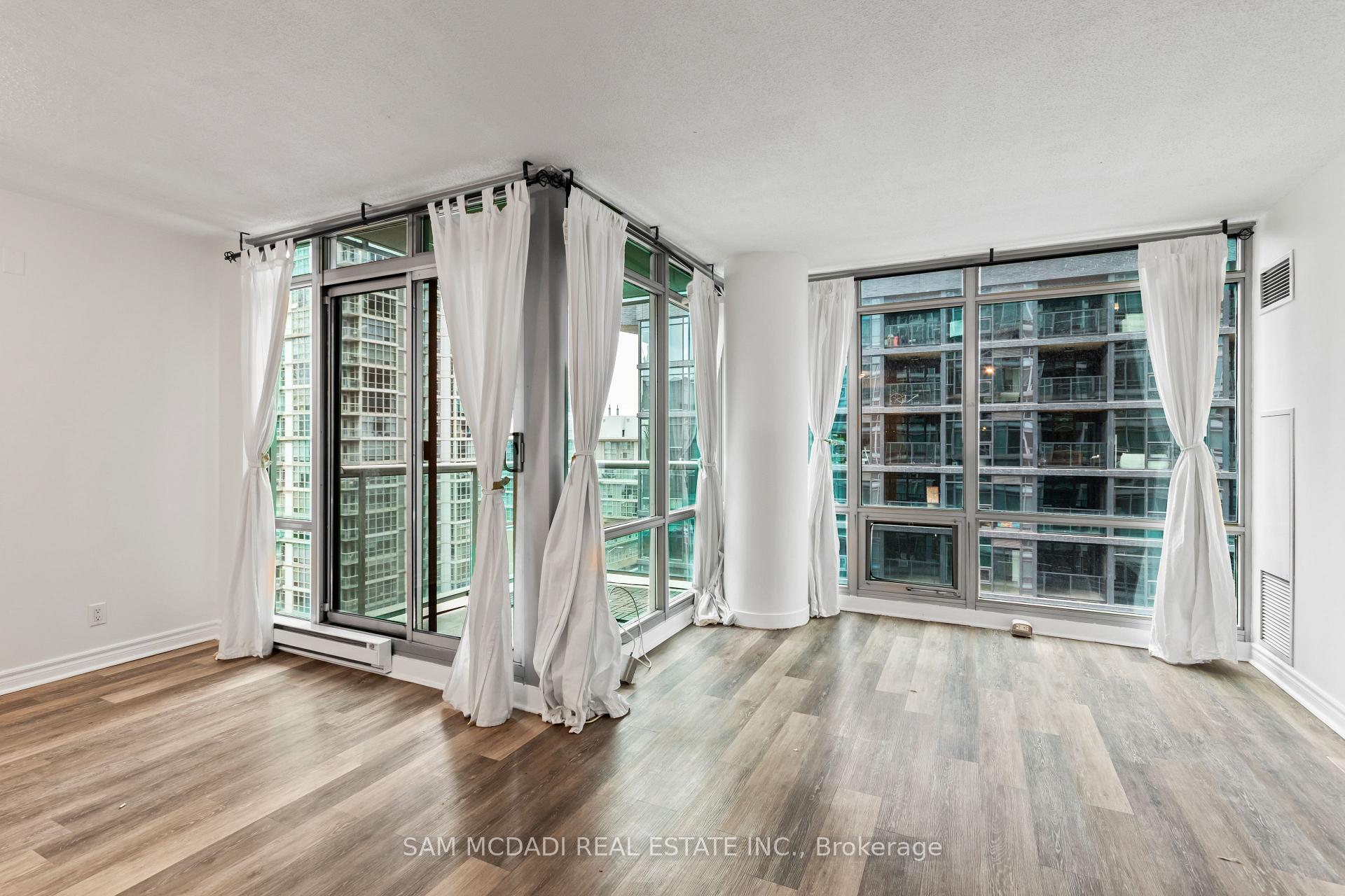 81 Navy Wharf Court 1006