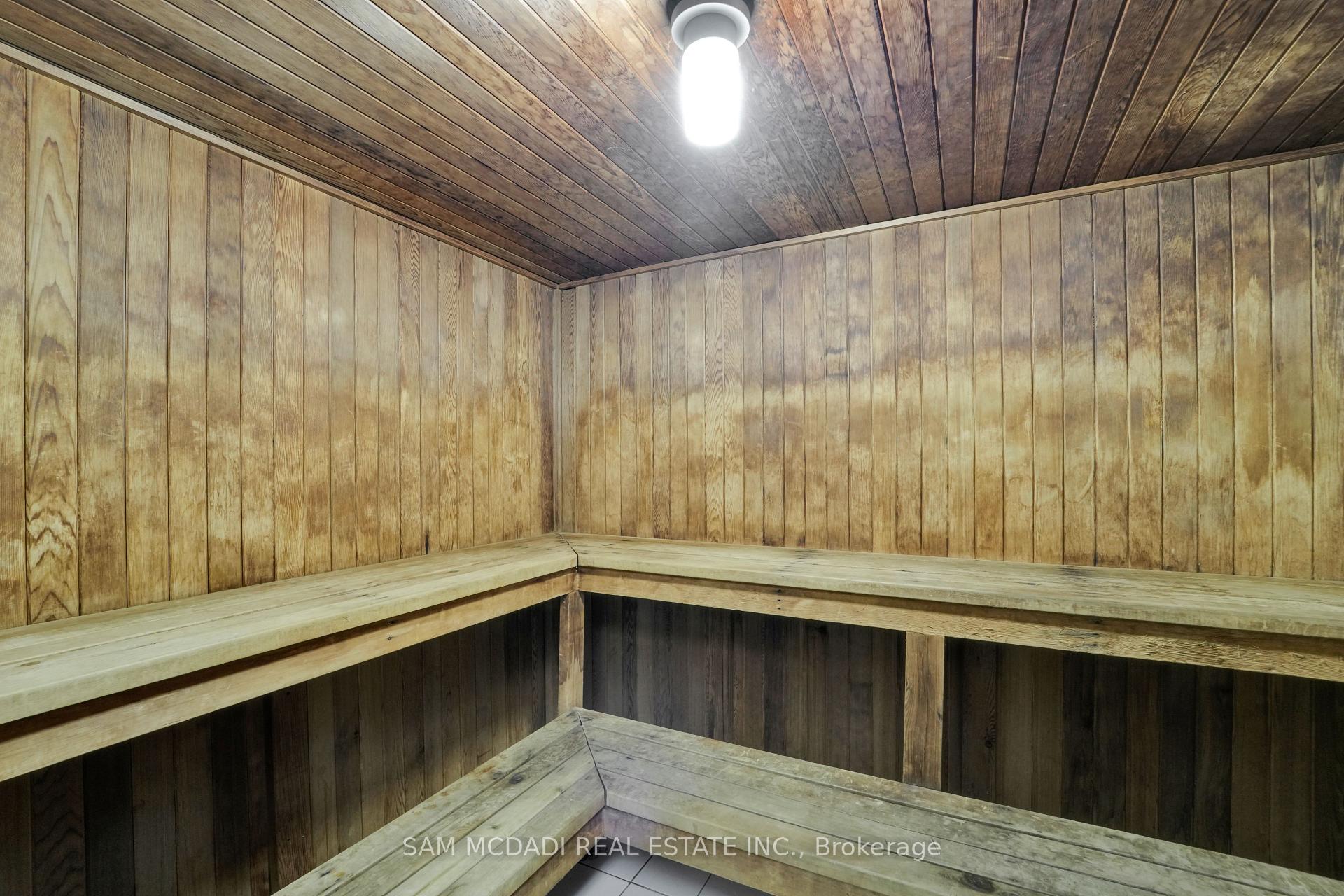 117 Gerrard Street E 613