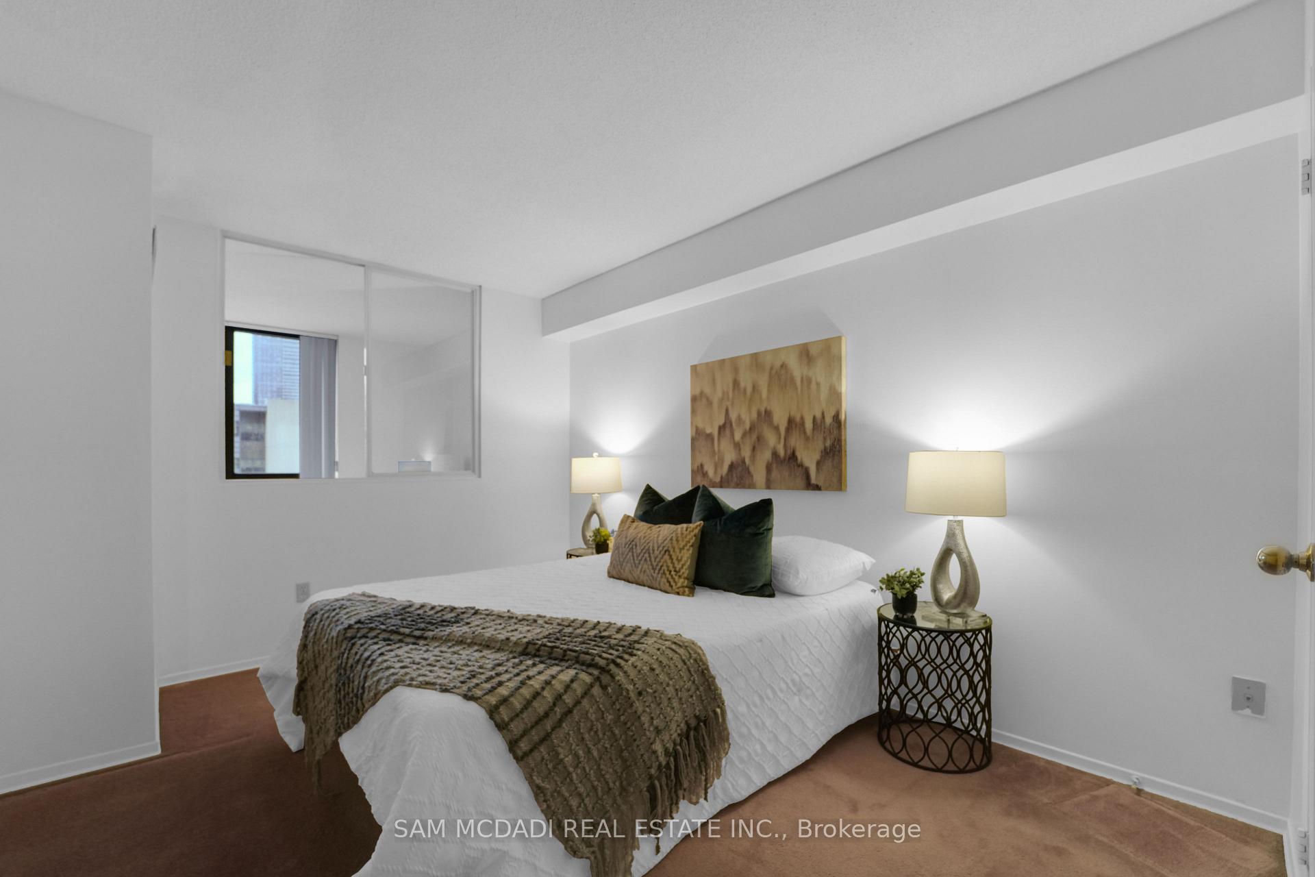 117 Gerrard Street E 613