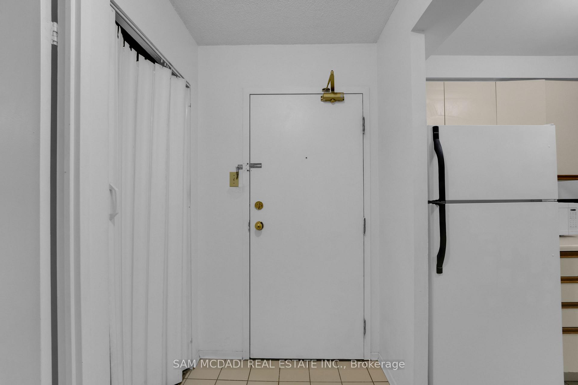 117 Gerrard Street E 613