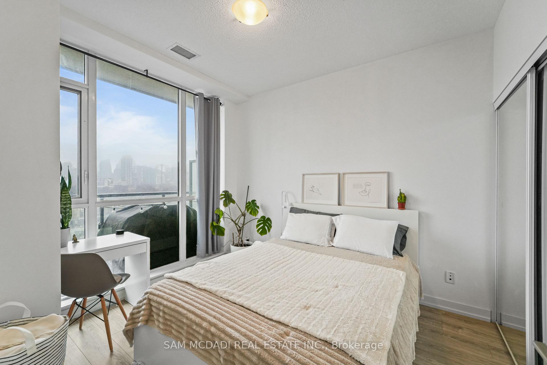 200 Sackville Street 1106