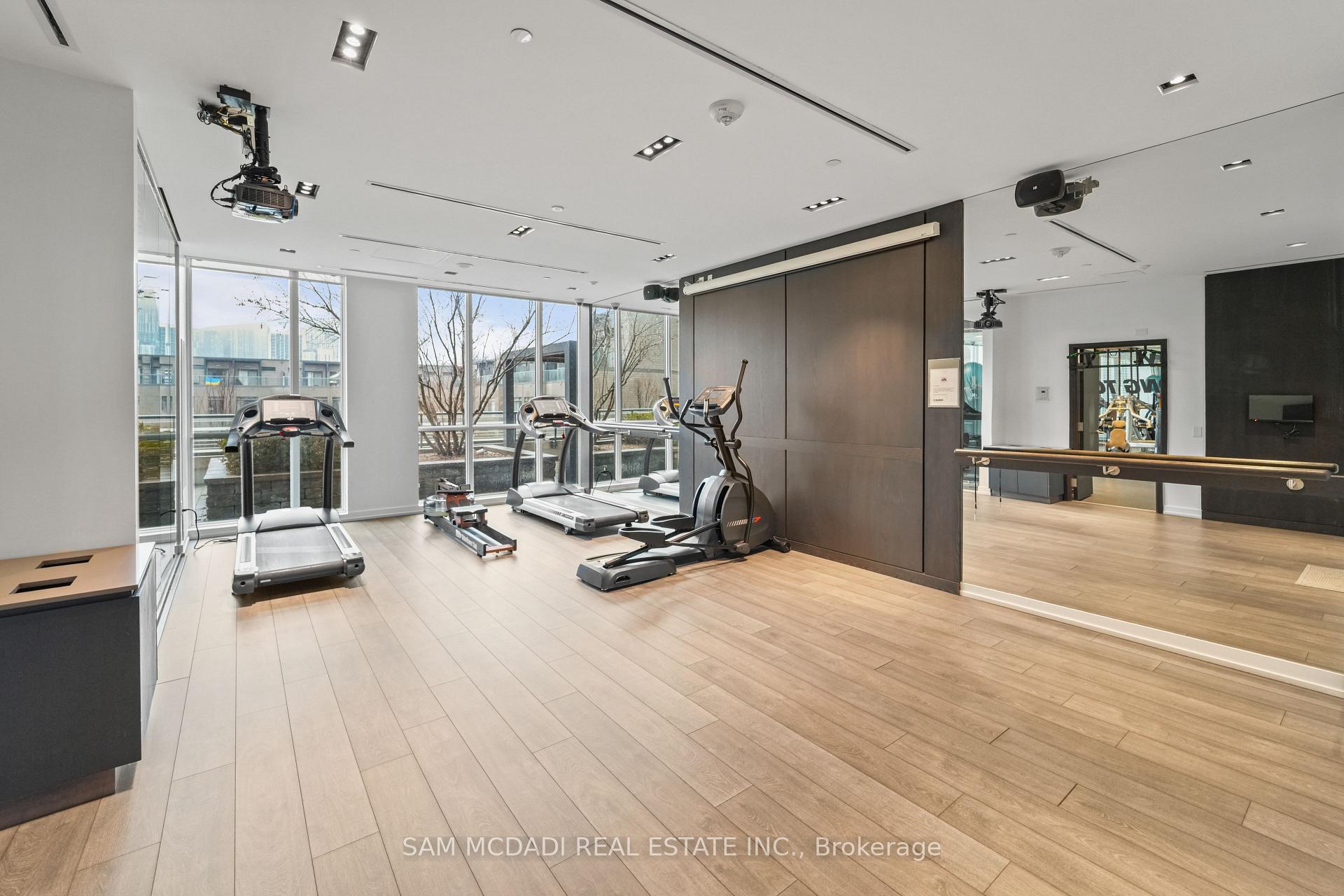 200 Sackville Street 1106