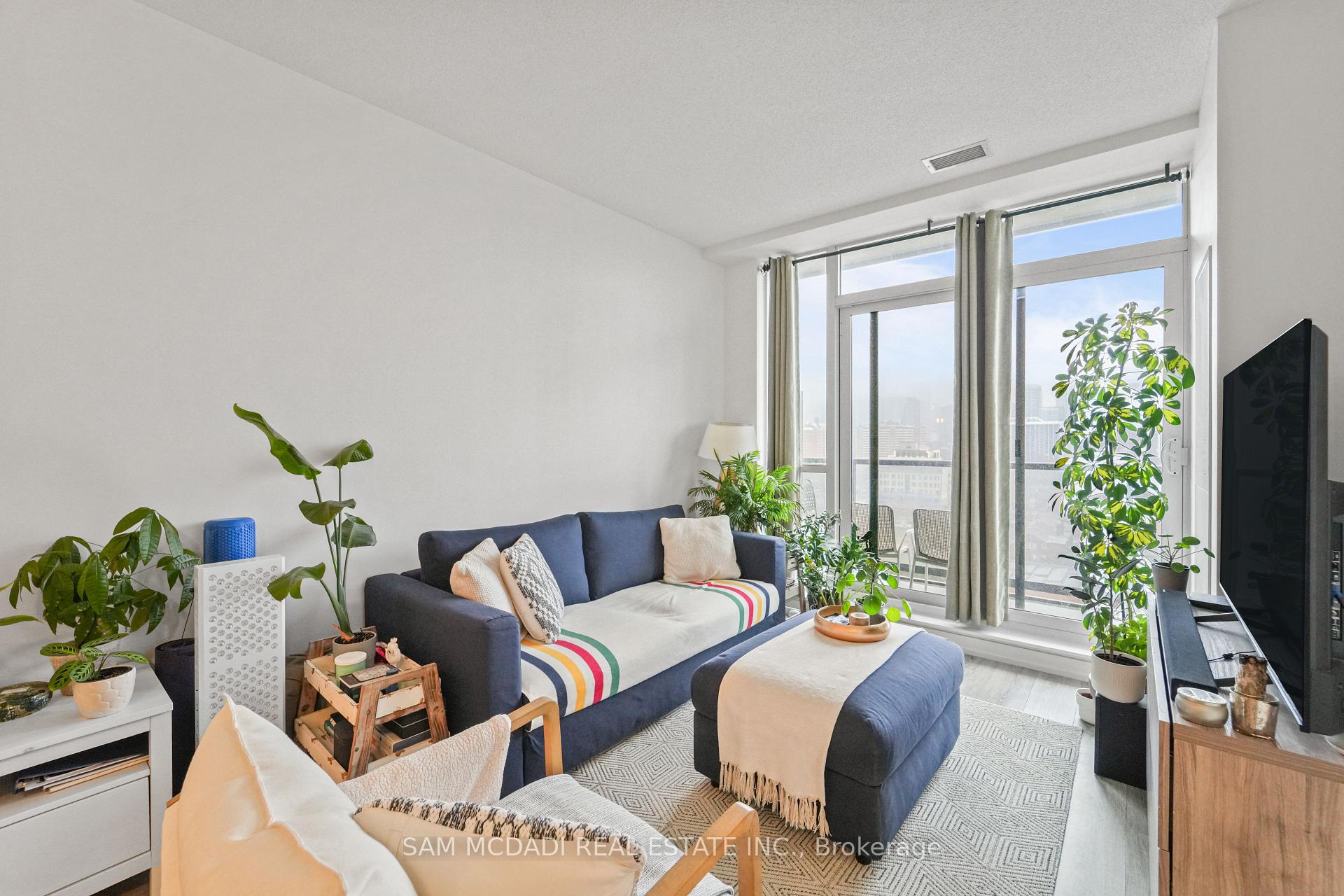 200 Sackville Street 1106