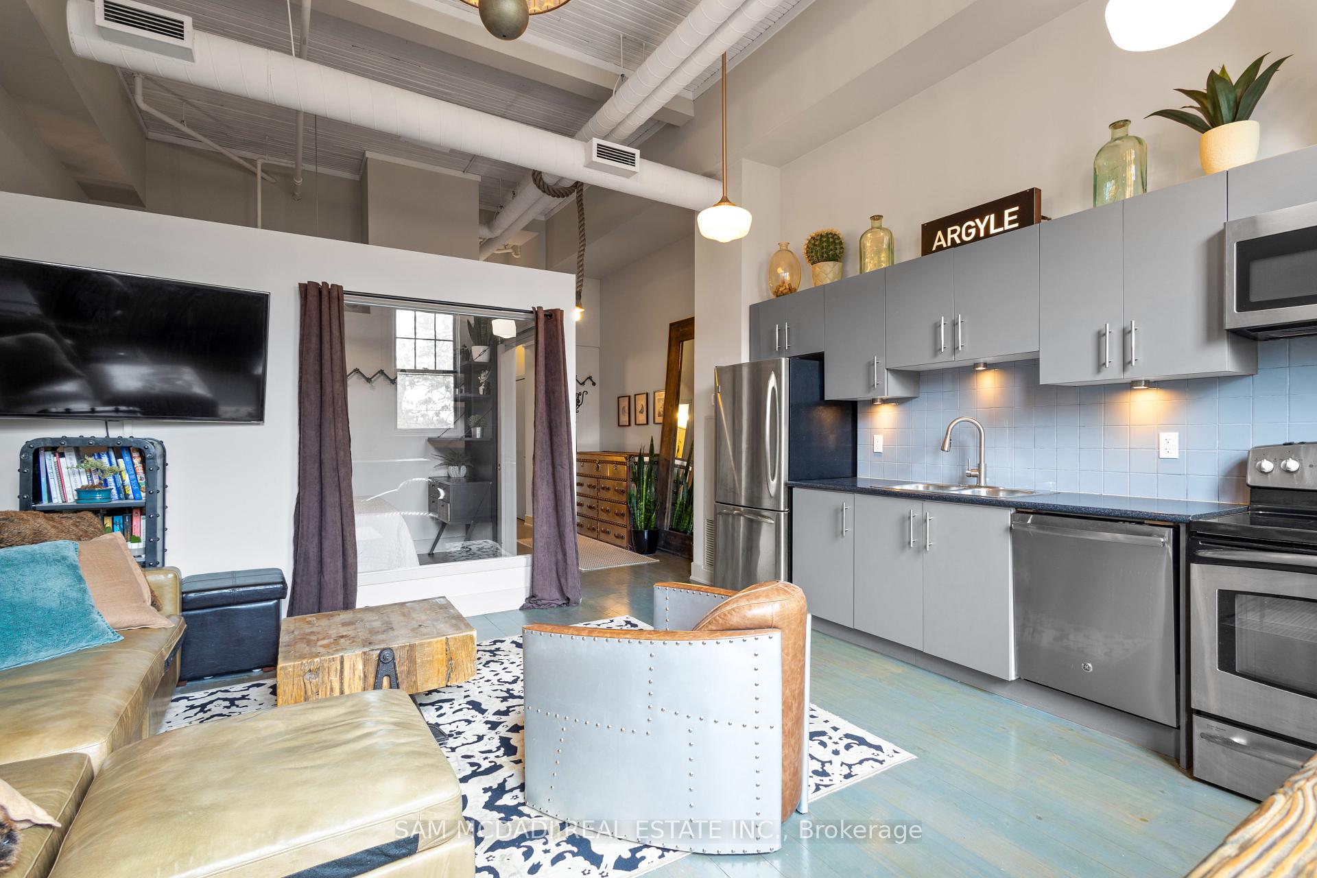 183 Dovercourt Road 204