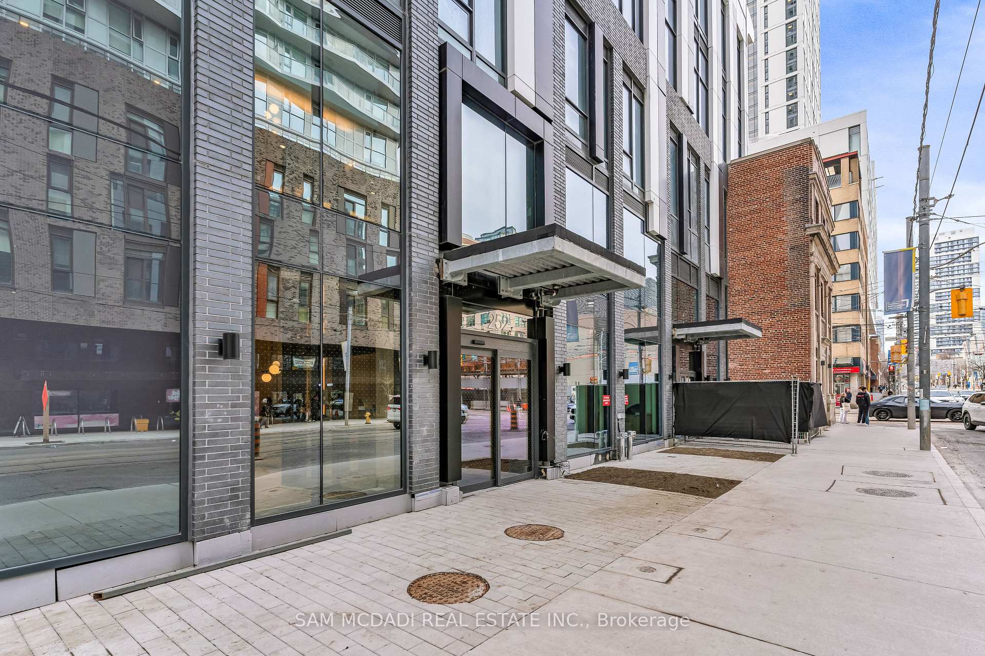 252 Church Street 703