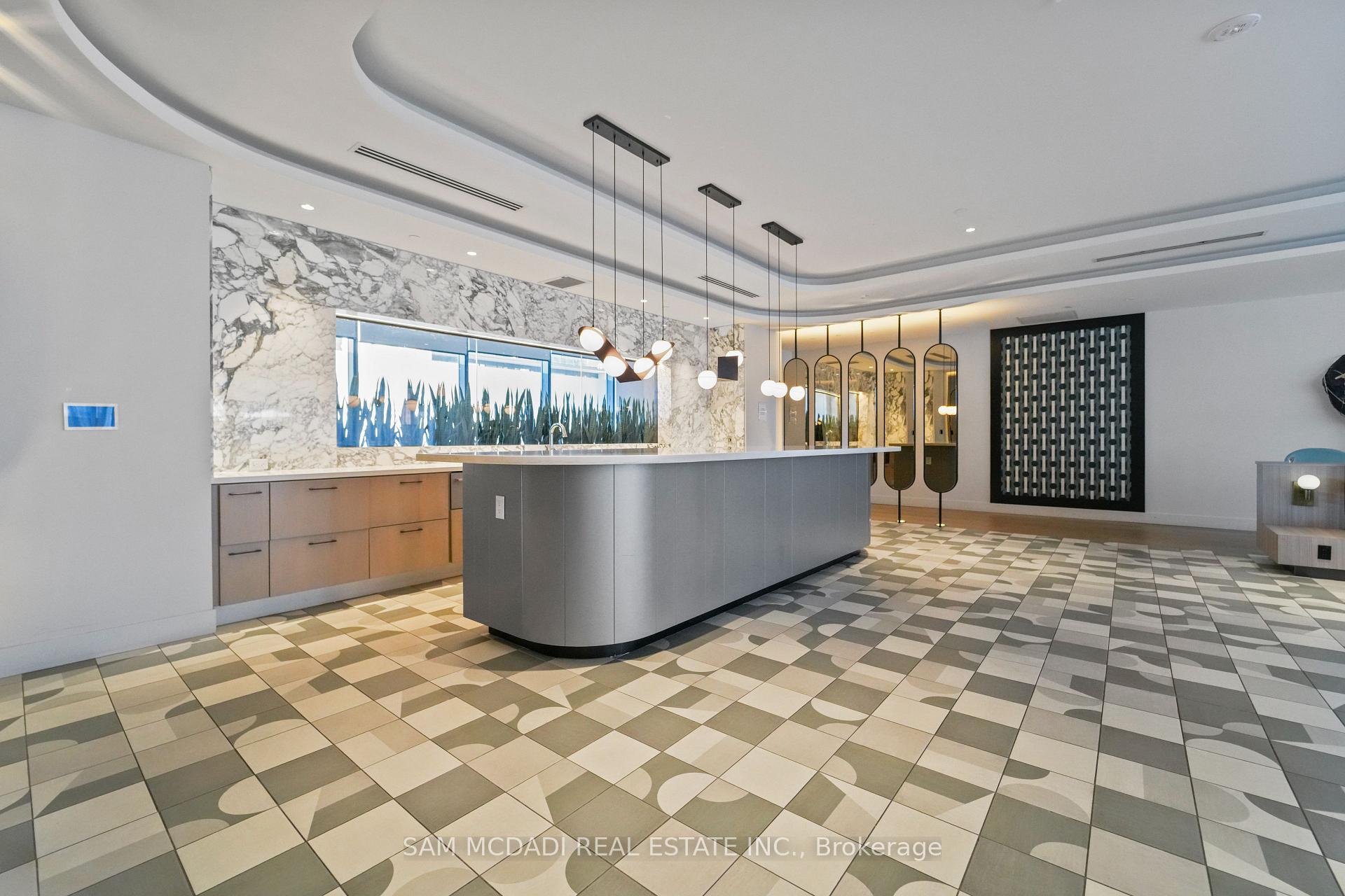 130 RIVER Street 2506