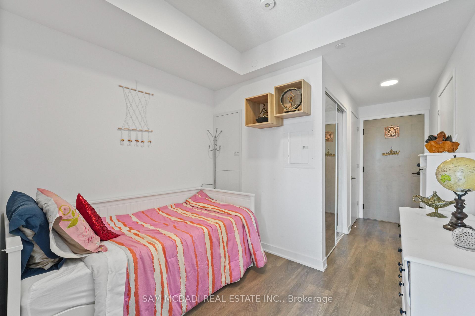 130 RIVER Street 2506