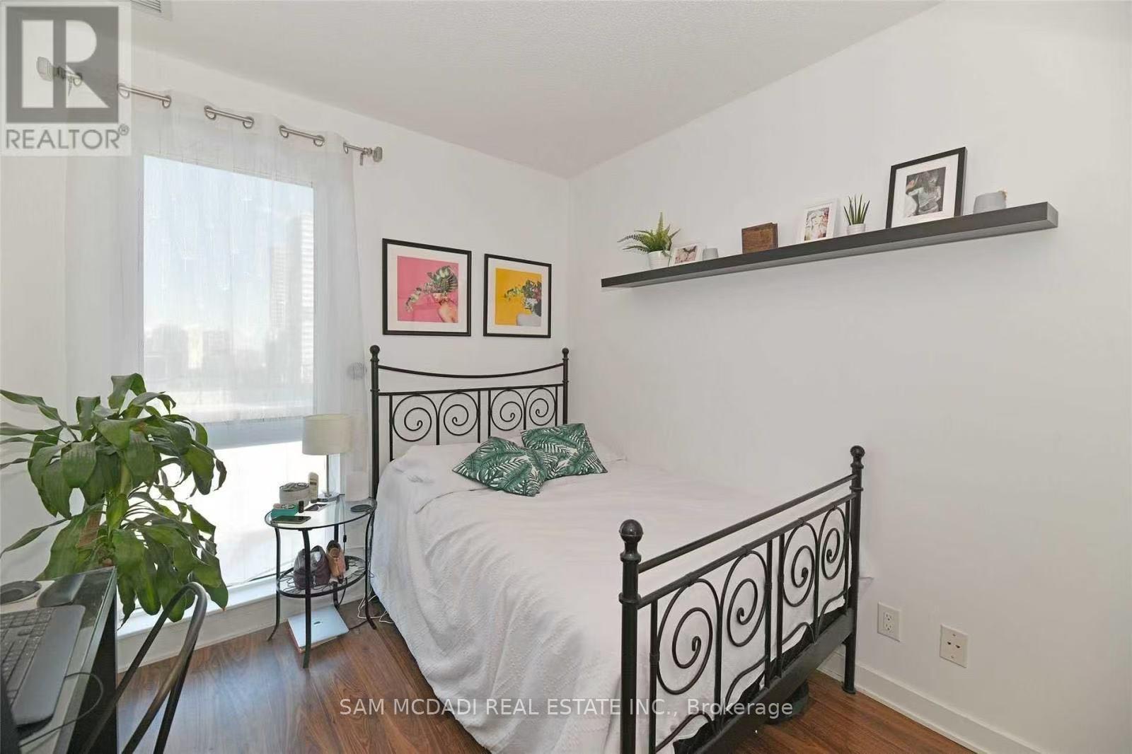 260 Sackville Street 909