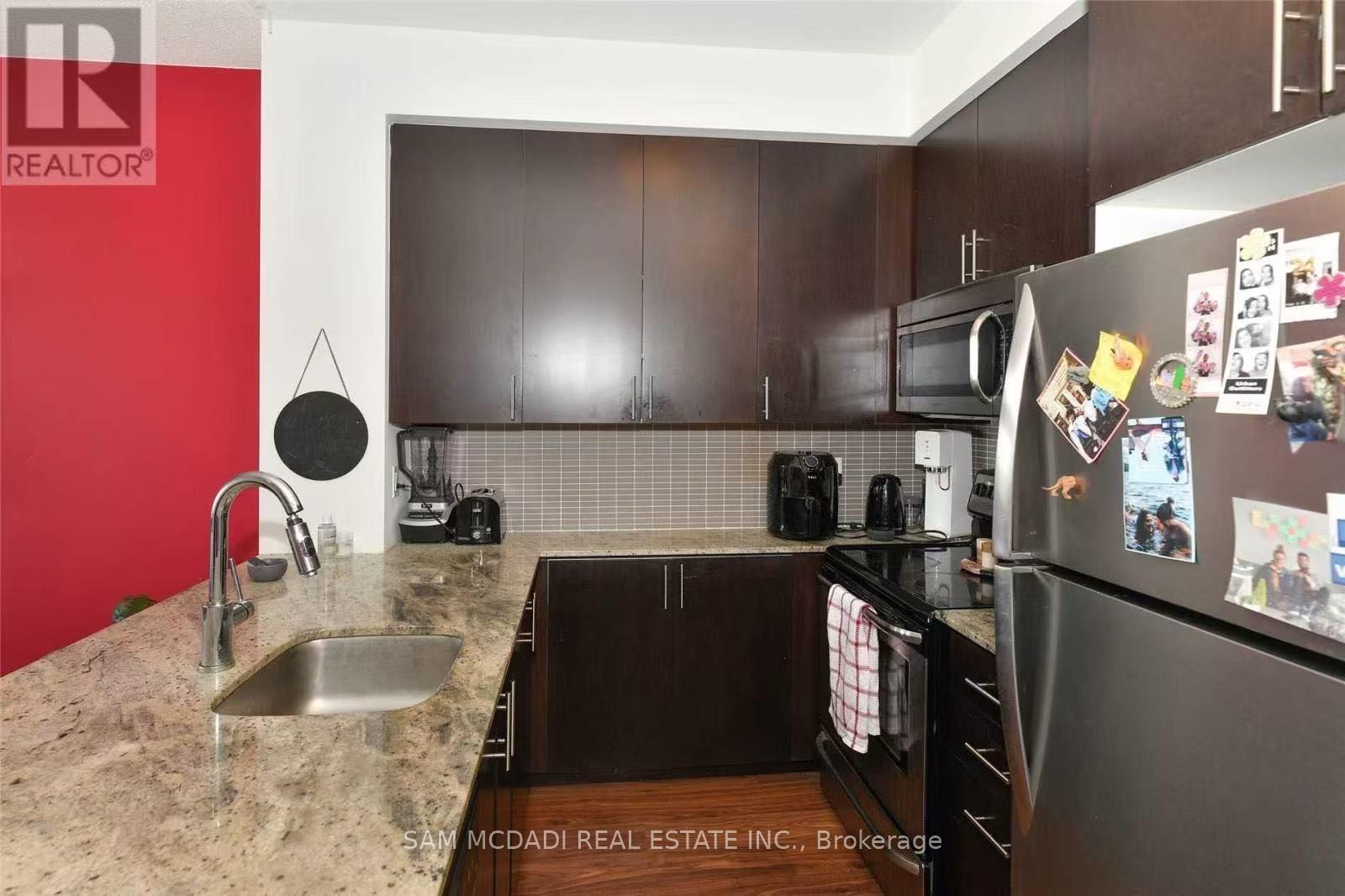 260 Sackville Street 909