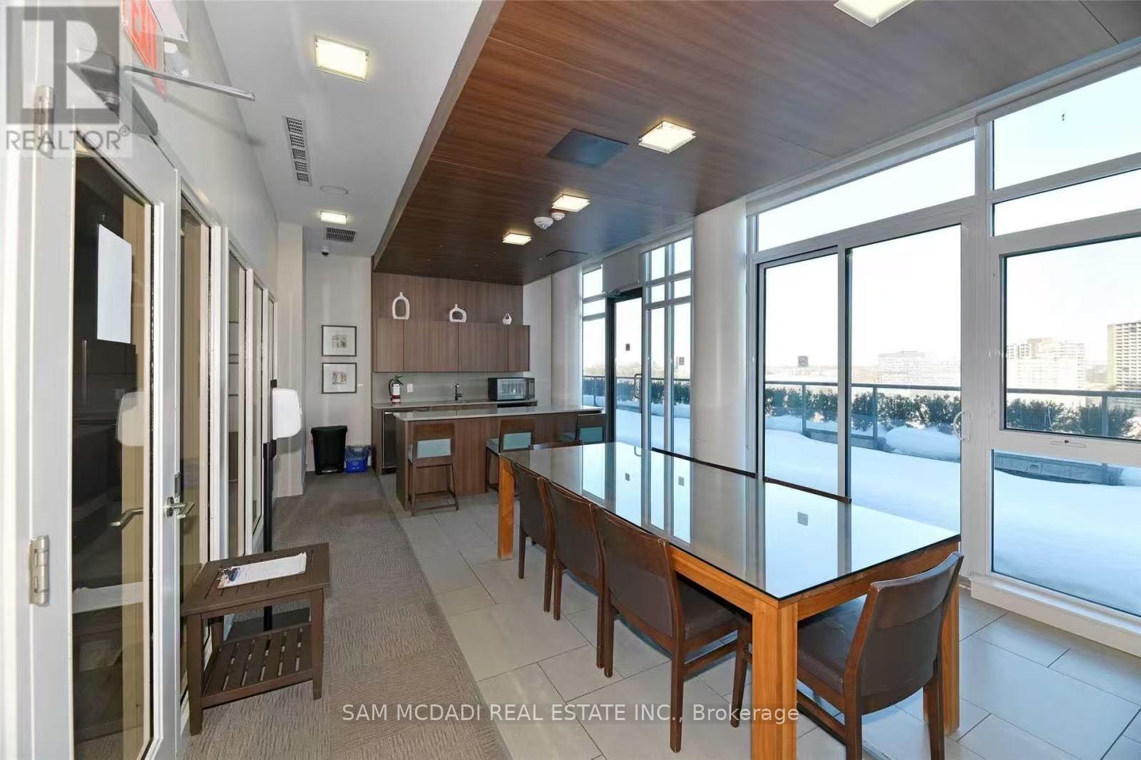 260 Sackville Street 909