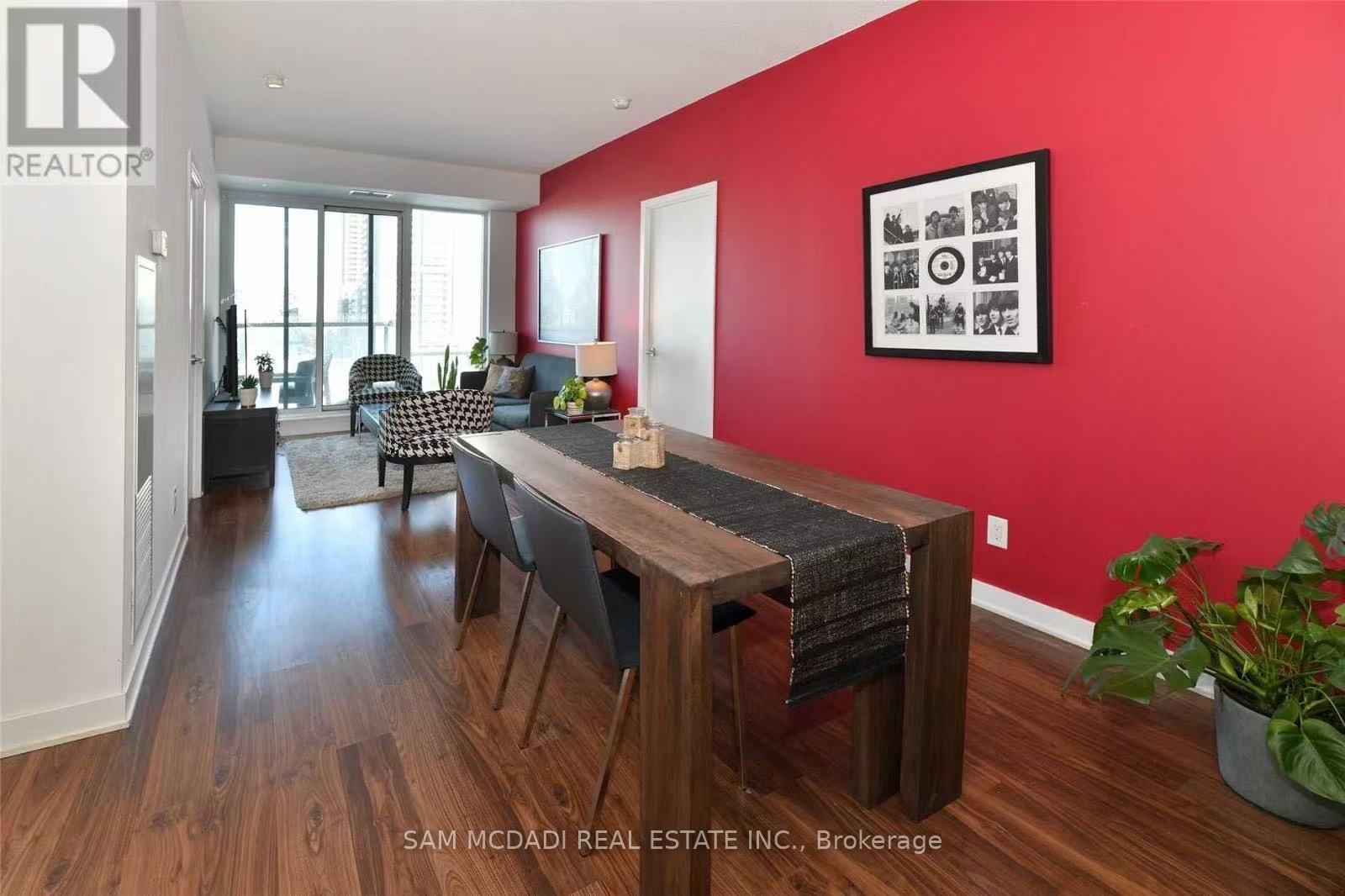 260 Sackville Street 909