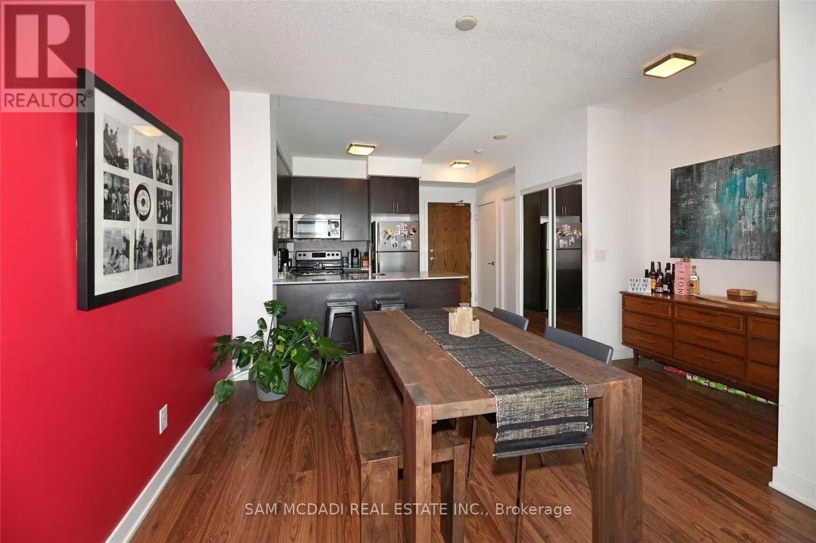 260 Sackville Street 909